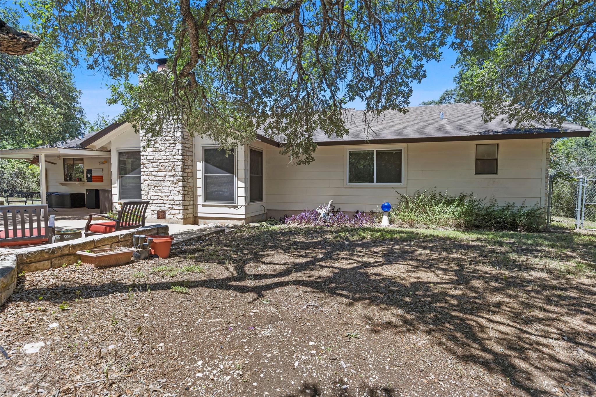 9127 Granada Hills Dr, Austin, TX 78737