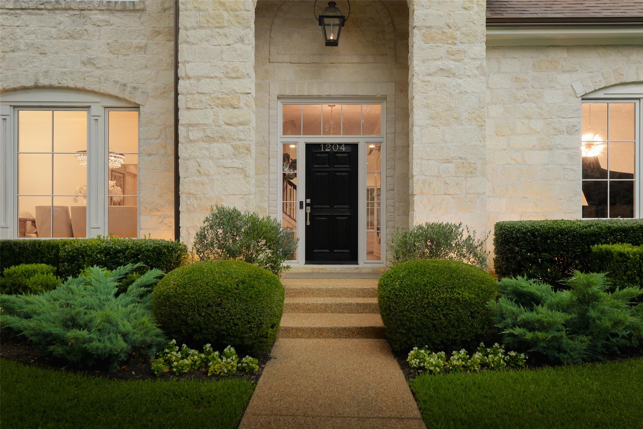 1204 Tamranae Ct, Austin, TX 78746