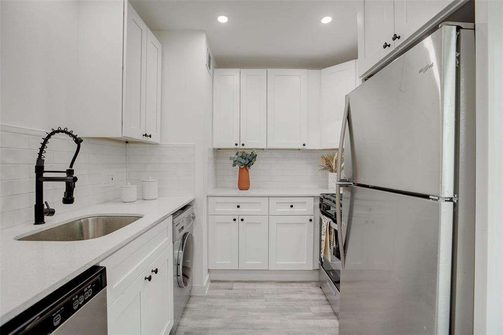 1200 E 52nd St # 105, Austin, TX 78723