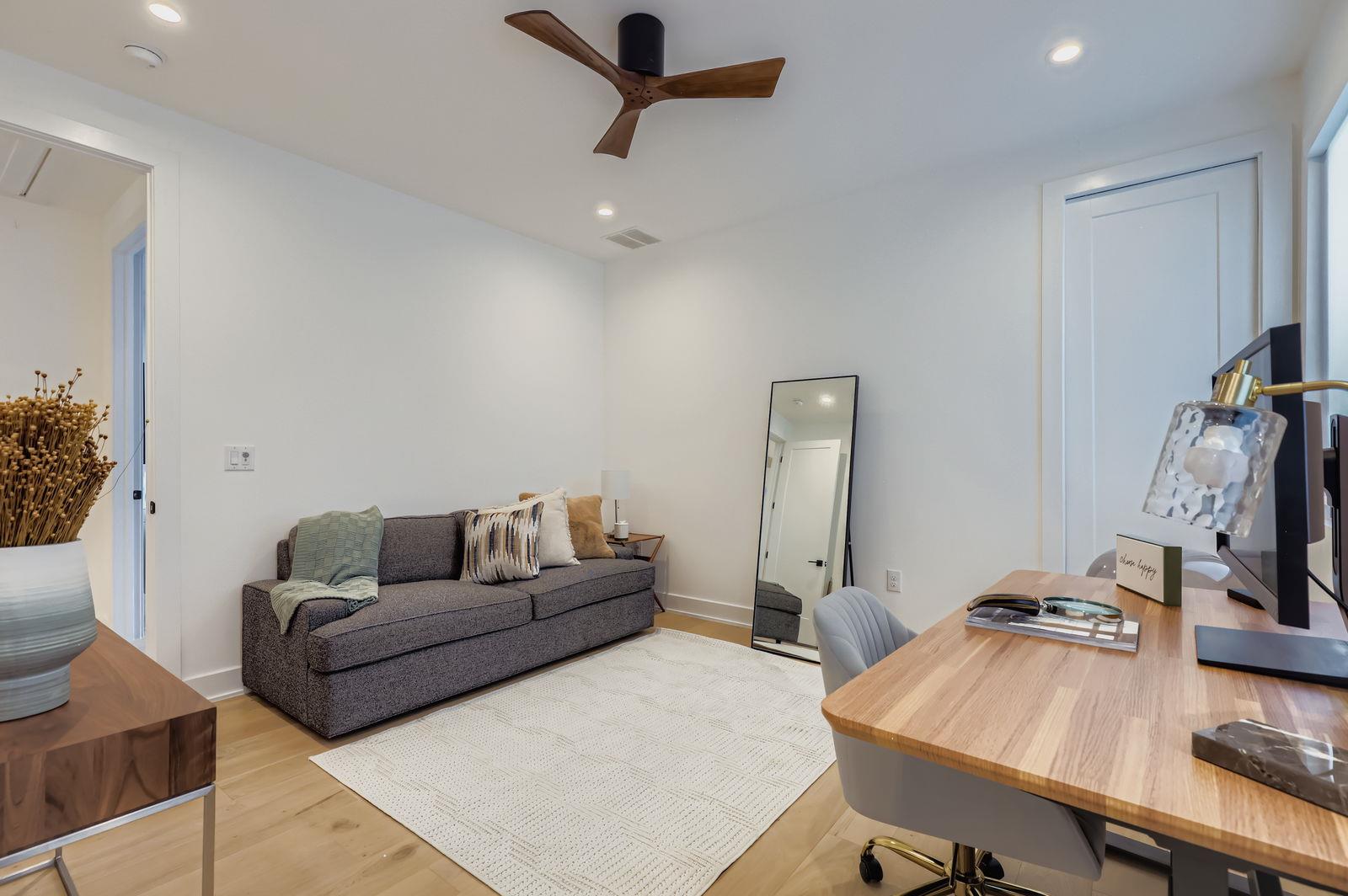 1706 Hartford Rd, Austin, TX 78703