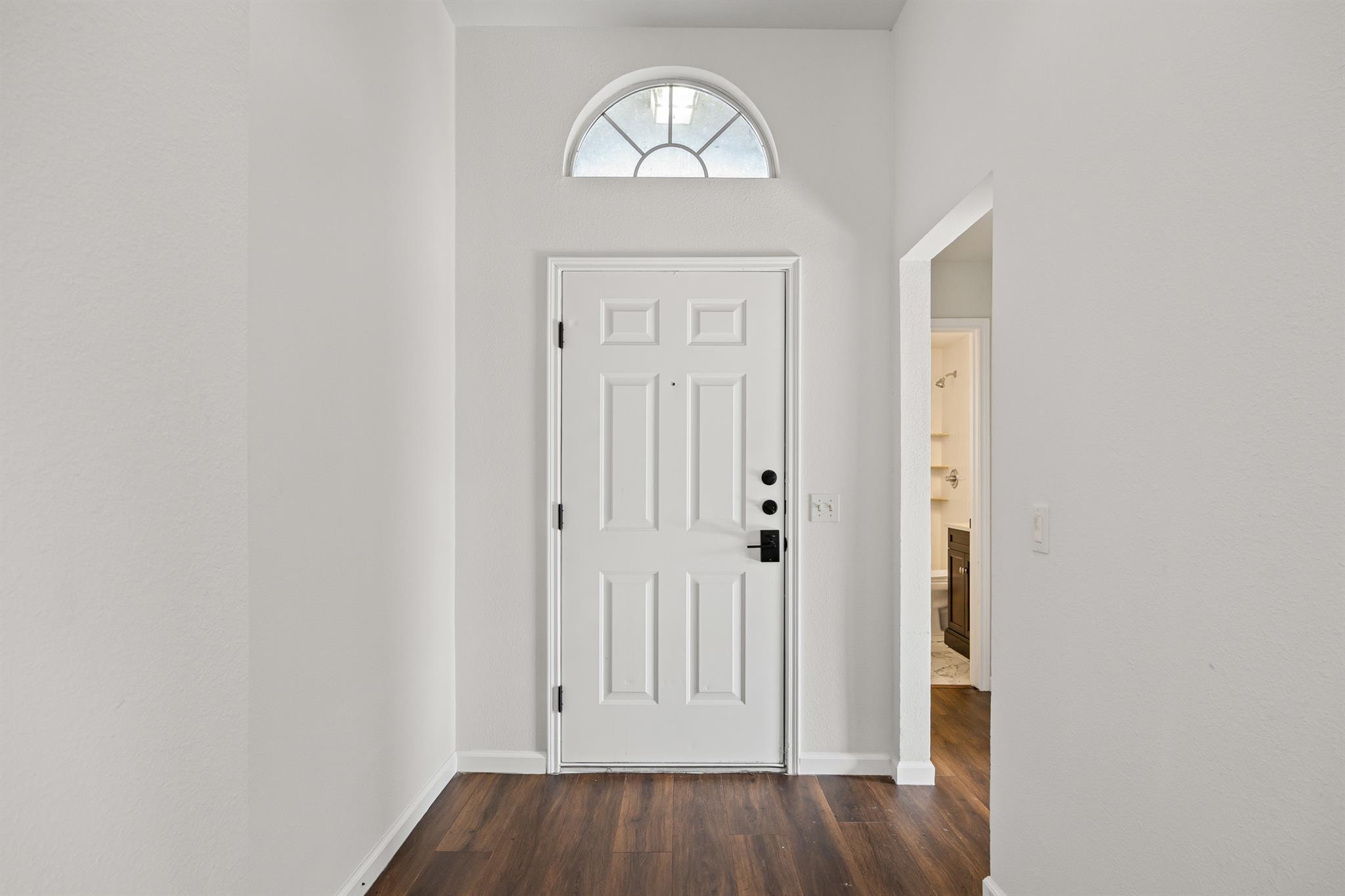 904 Honeysuckle Dr, Leander, TX 78641
