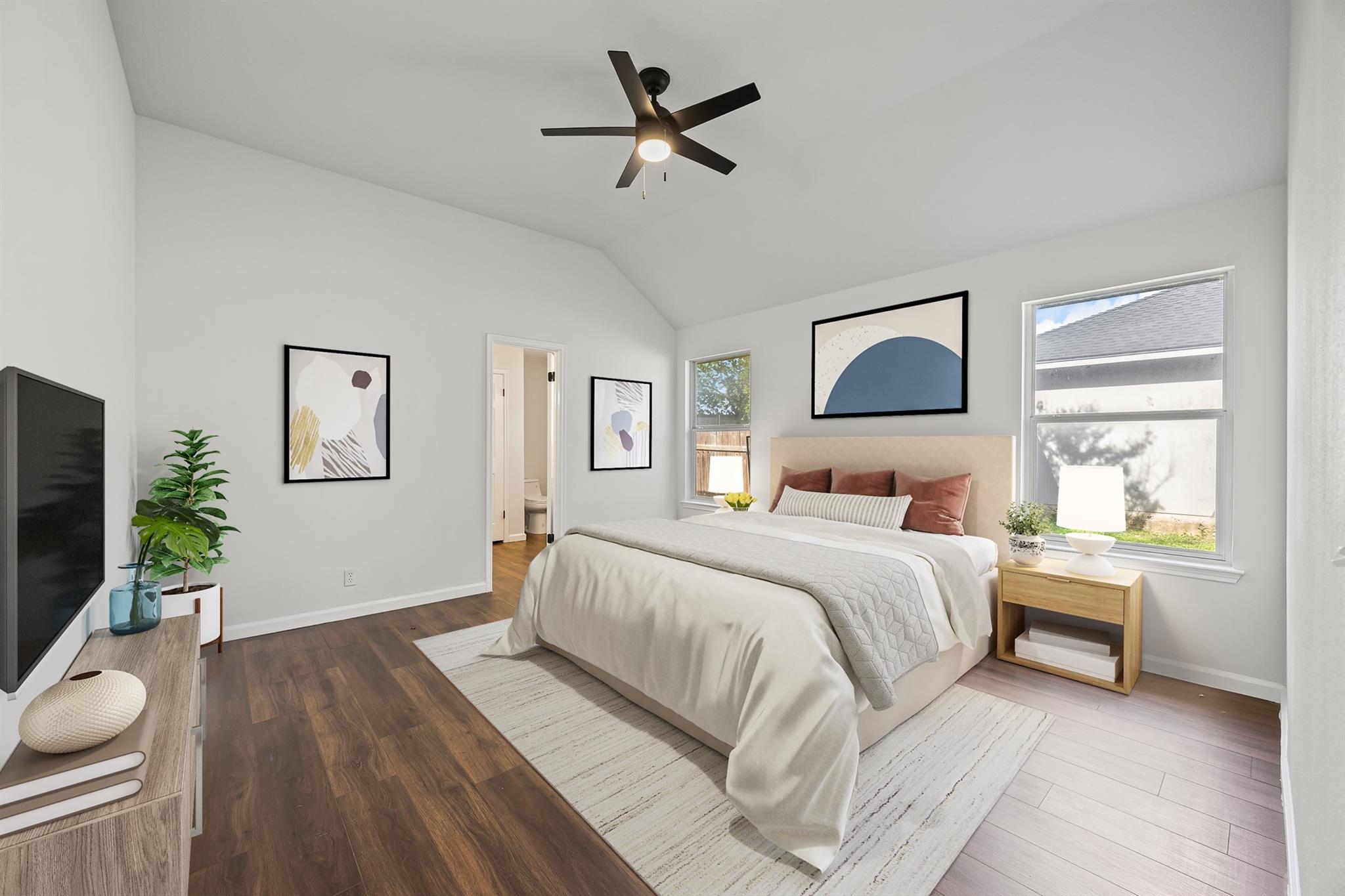 904 Honeysuckle Dr, Leander, TX 78641