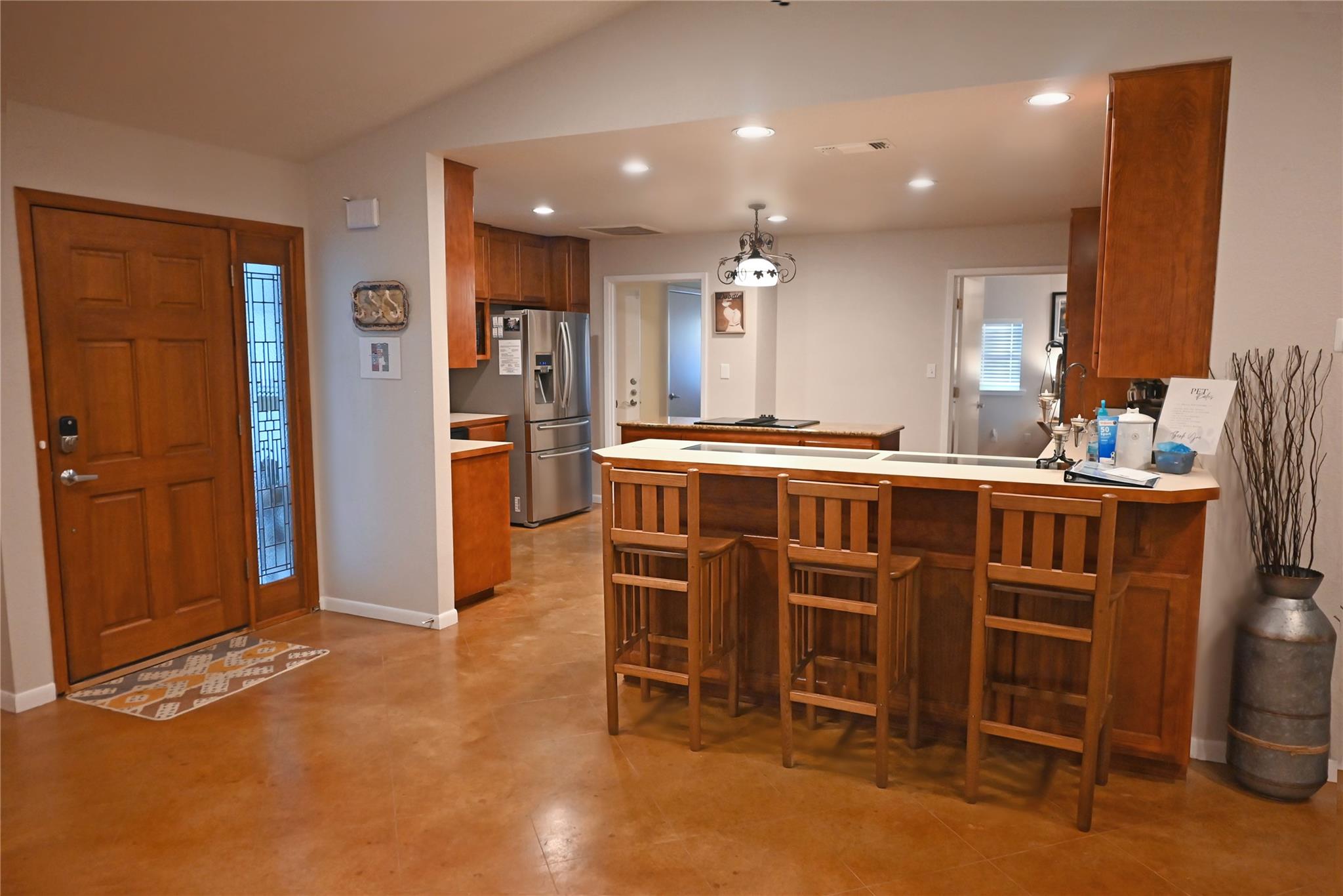 101 Stadium View Dr, Marble Falls, TX 78654