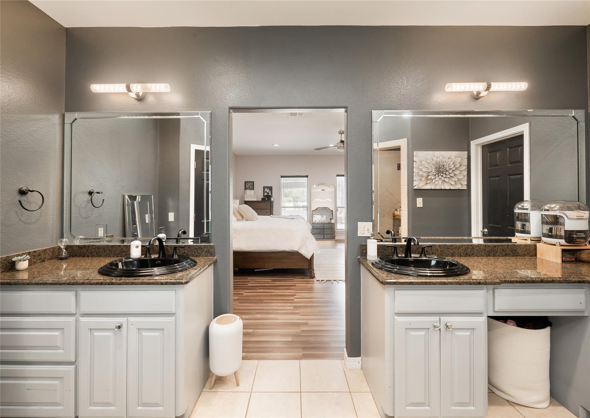 1474 Old McMahan Rd, Lockhart, TX 78644