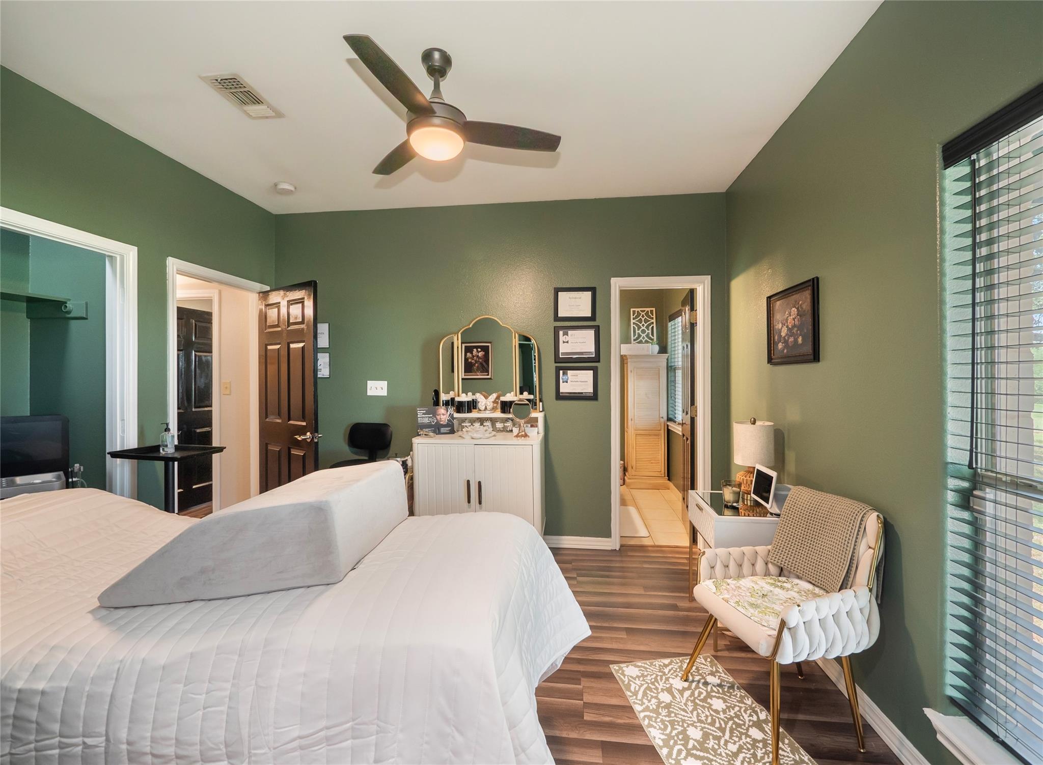 1474 Old McMahan Rd, Lockhart, TX 78644