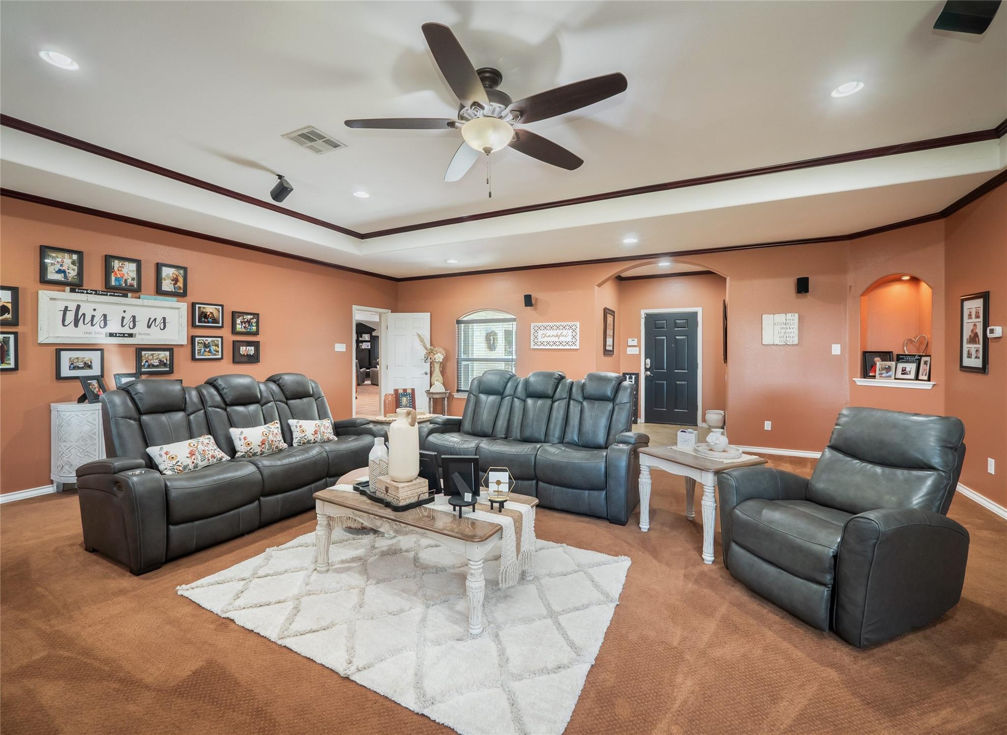 1474 Old McMahan Rd, Lockhart, TX 78644