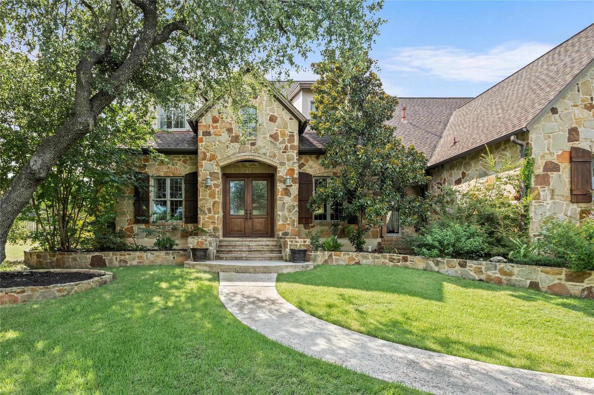 571 Polo Club Dr, Austin, TX 78737