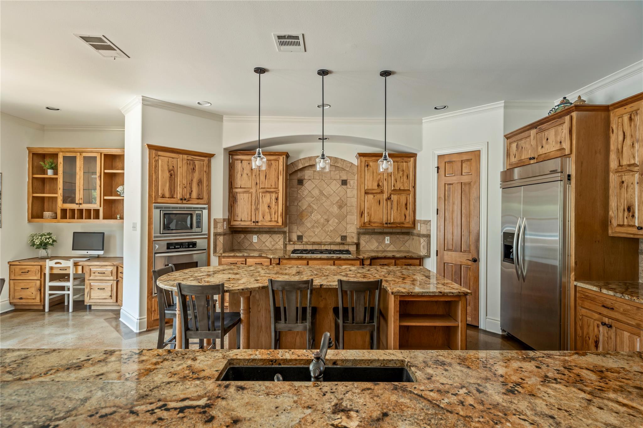 571 Polo Club Dr, Austin, TX 78737