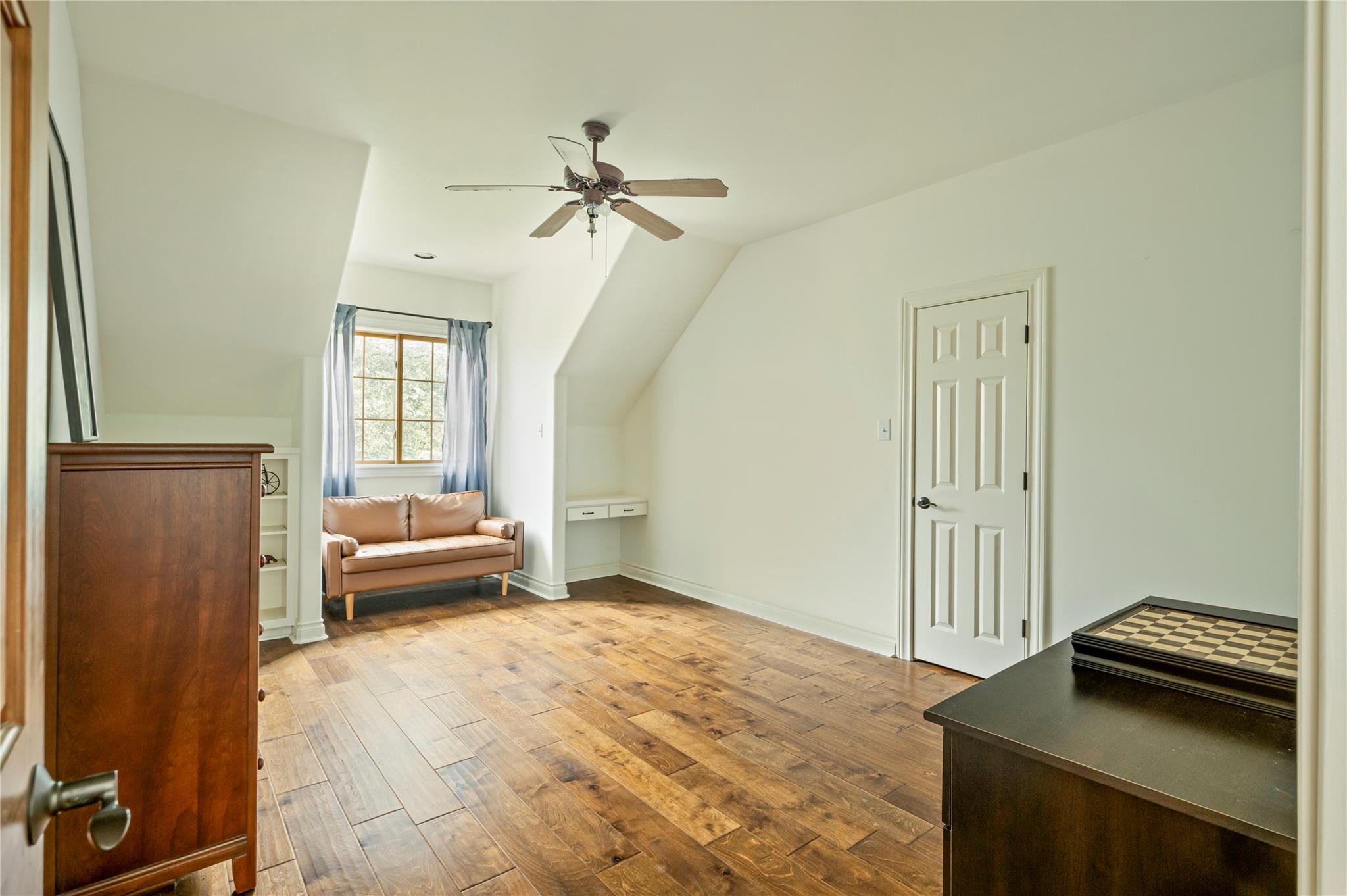 571 Polo Club Dr, Austin, TX 78737