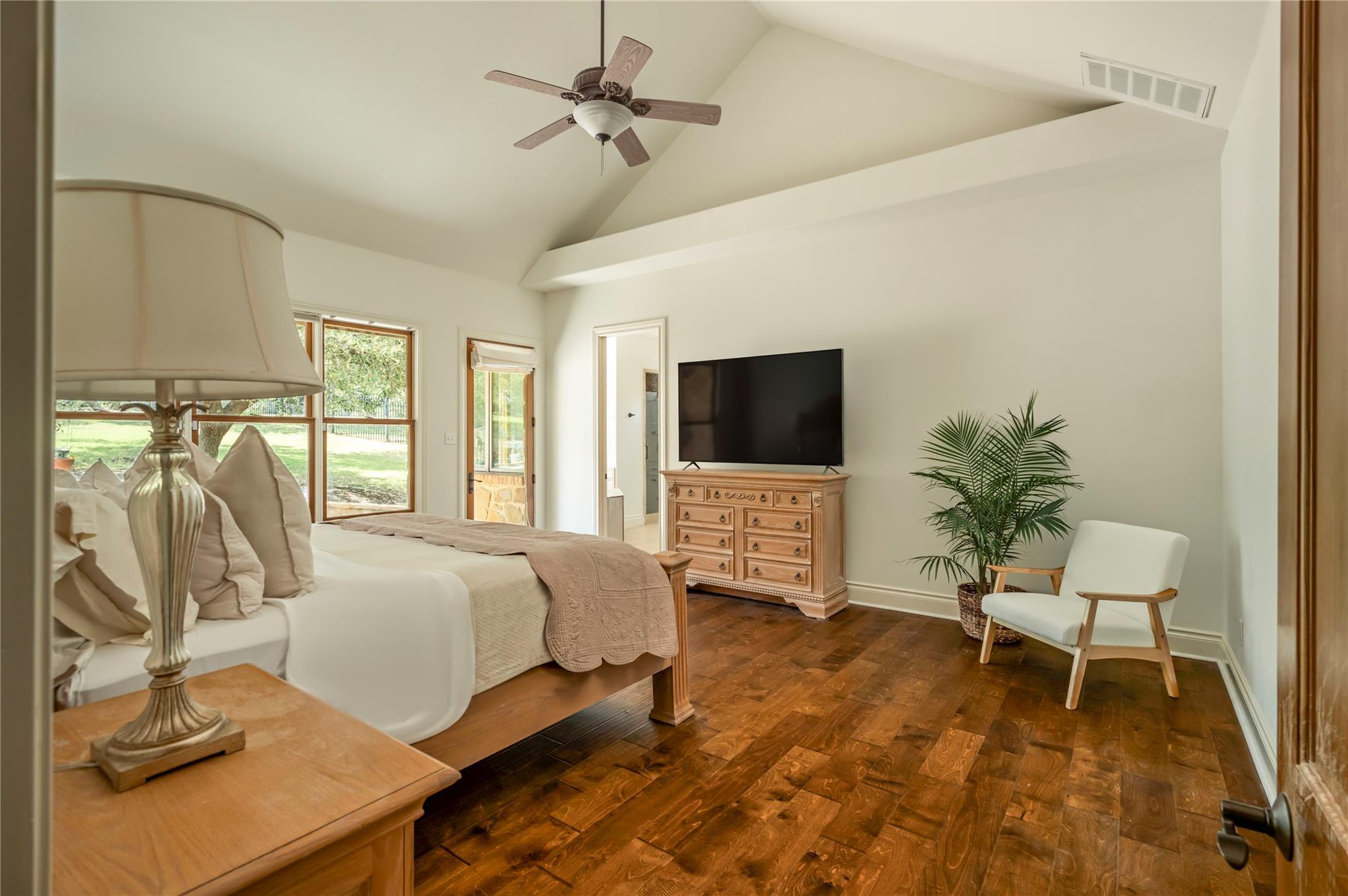 571 Polo Club Dr, Austin, TX 78737