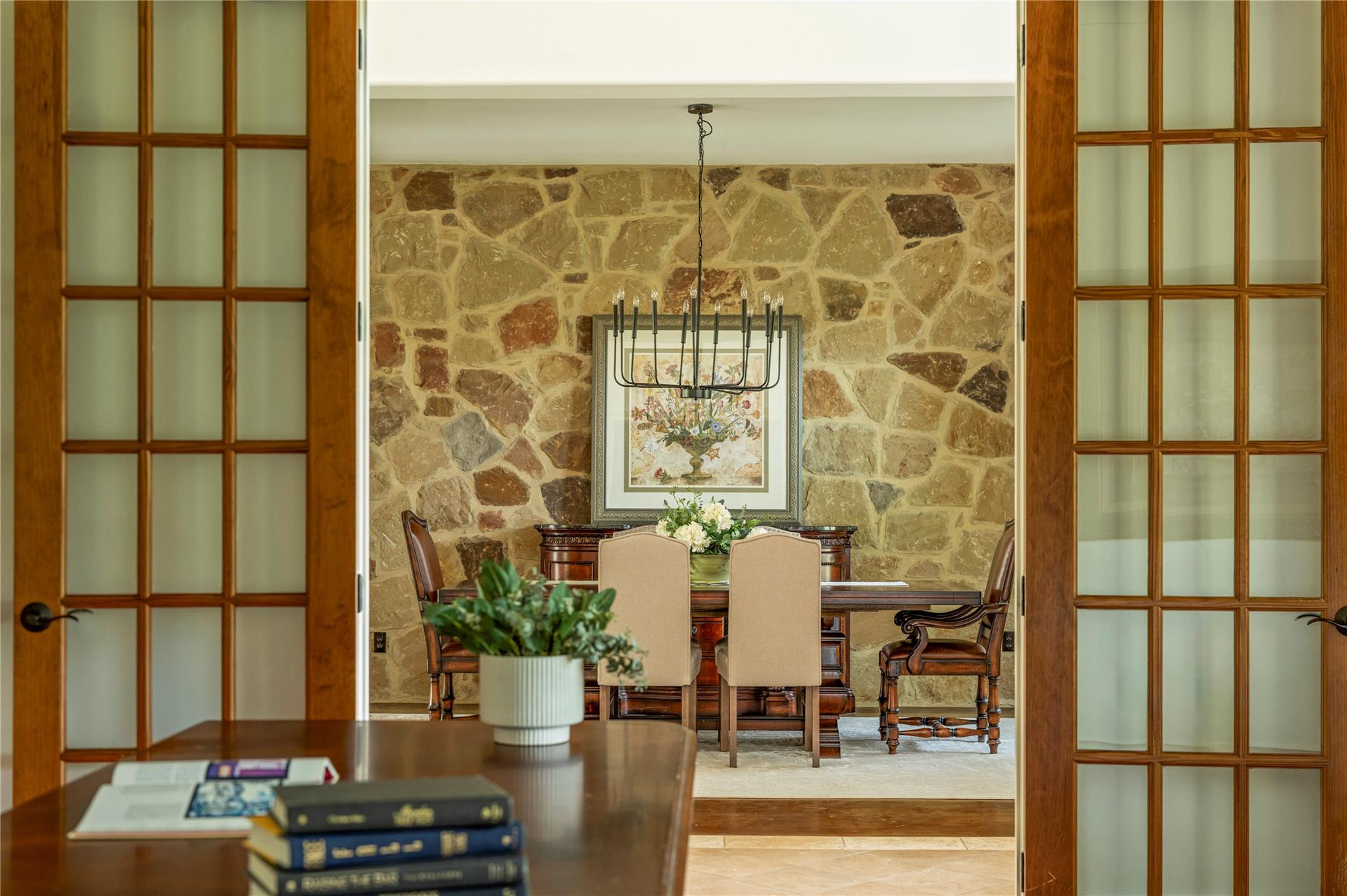 571 Polo Club Dr, Austin, TX 78737