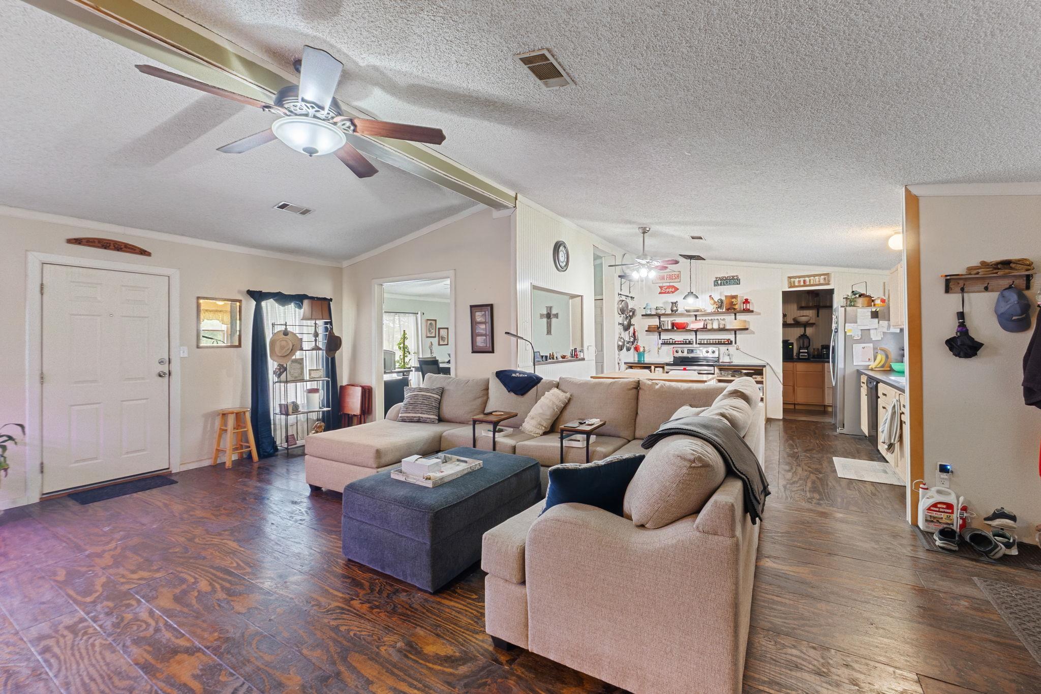 520 County Road 289, Georgetown, TX 78633