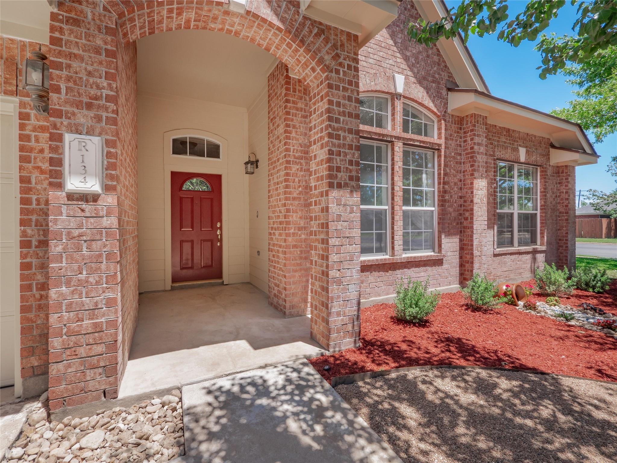 134 Retama Dr, Georgetown, TX 78626