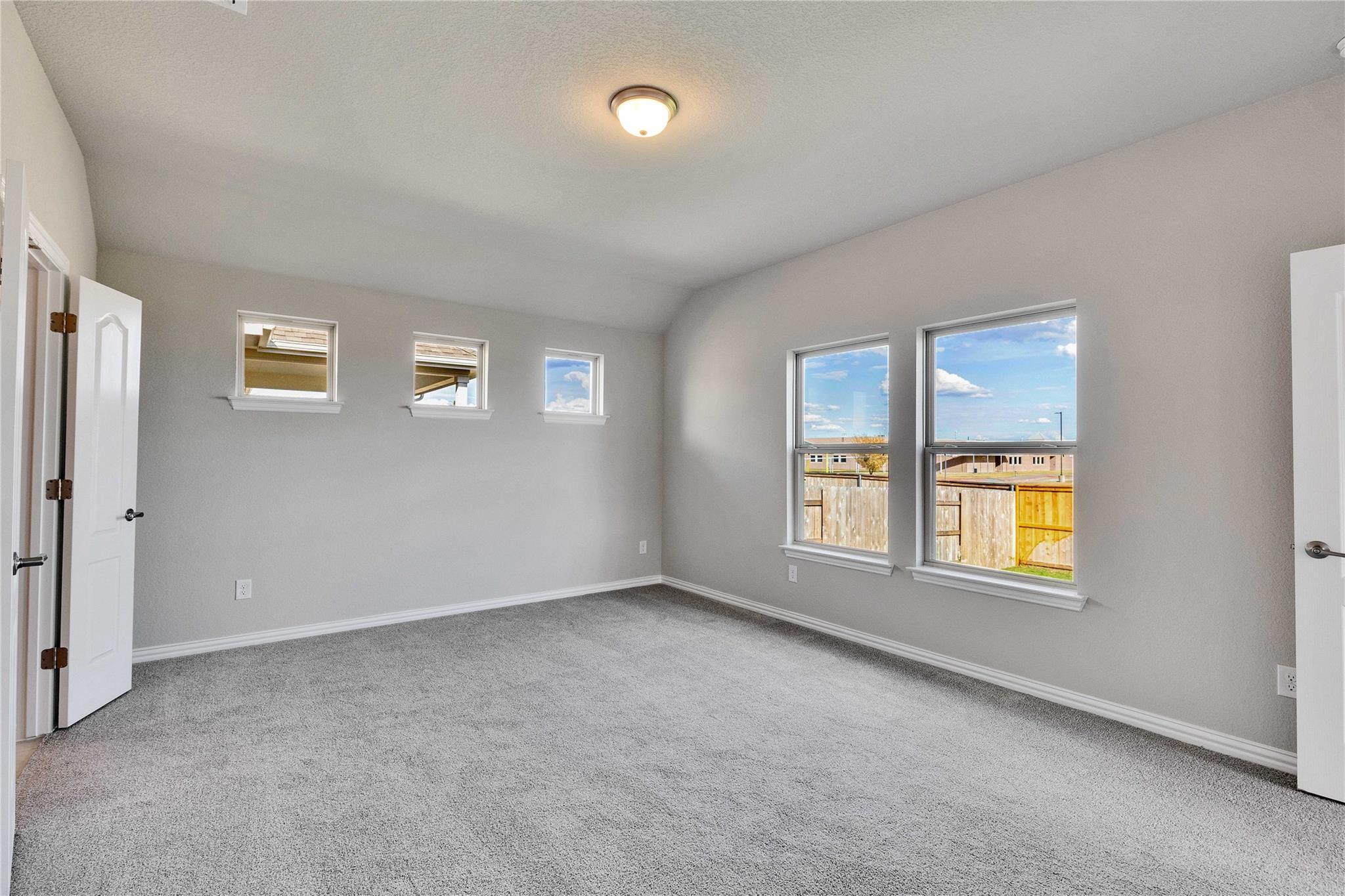 13709 Tucker Hedge Pass, Elgin, TX 78621