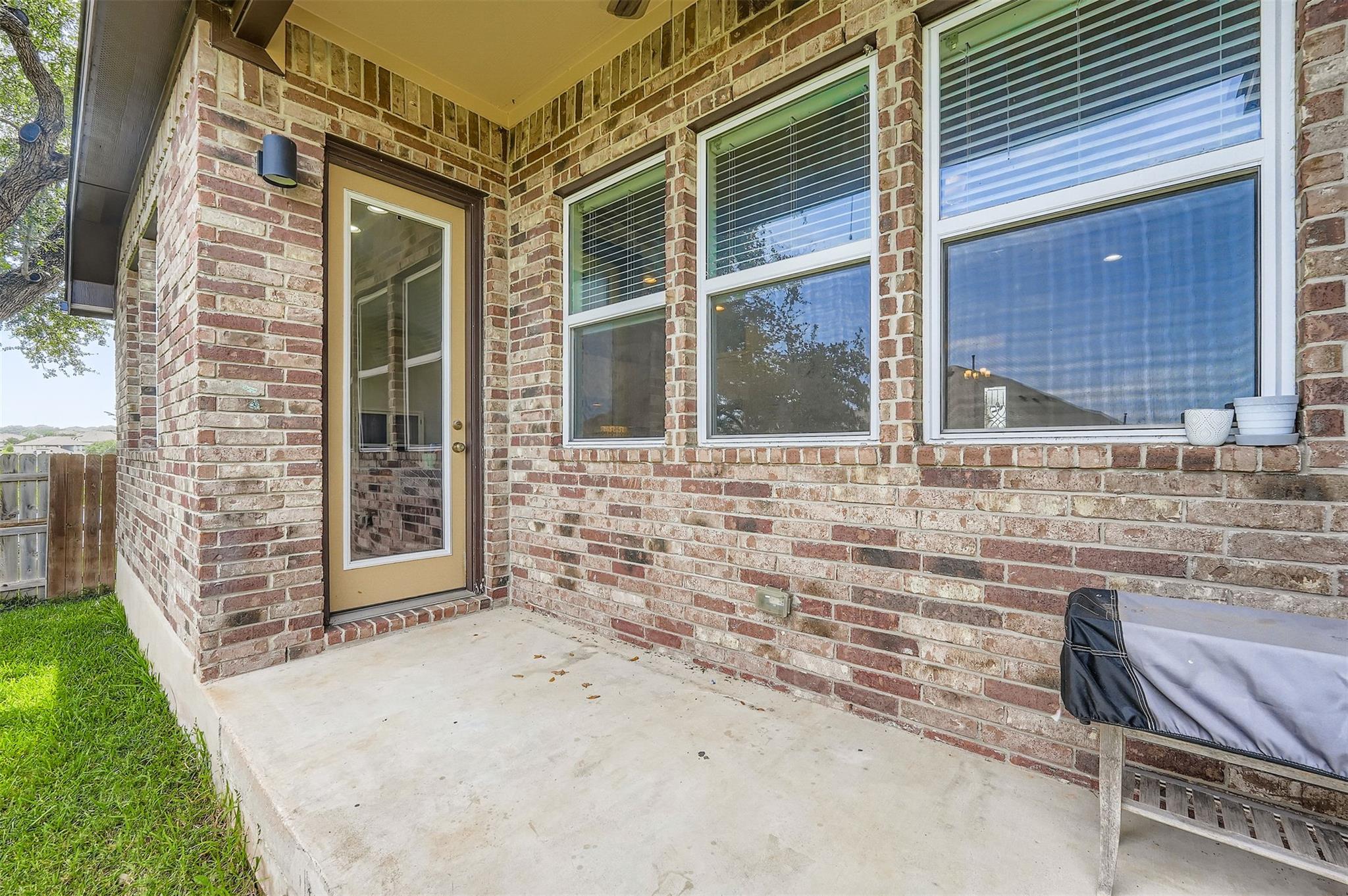 121 Frogfruit Way, San Marcos, TX 78666