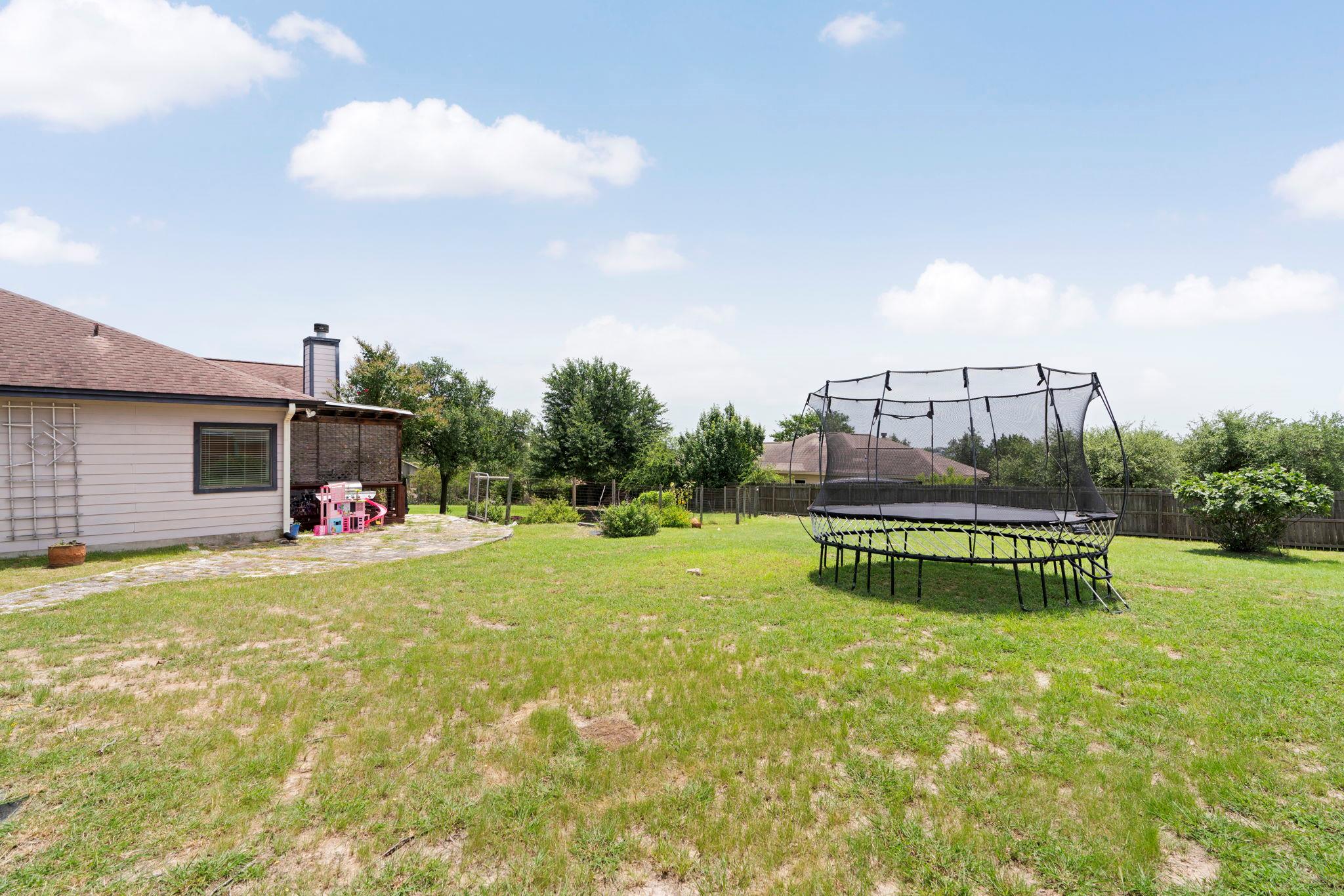 10105 Twin Lake Loop, Dripping Springs, TX 78620