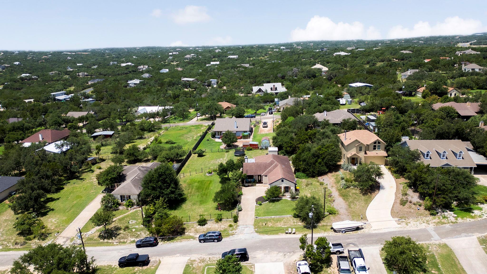 10105 Twin Lake Loop, Dripping Springs, TX 78620