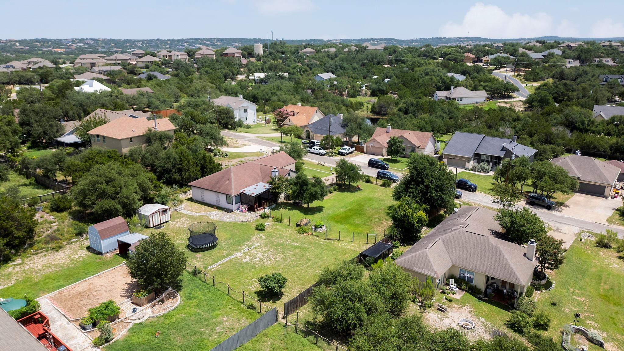 10105 Twin Lake Loop, Dripping Springs, TX 78620