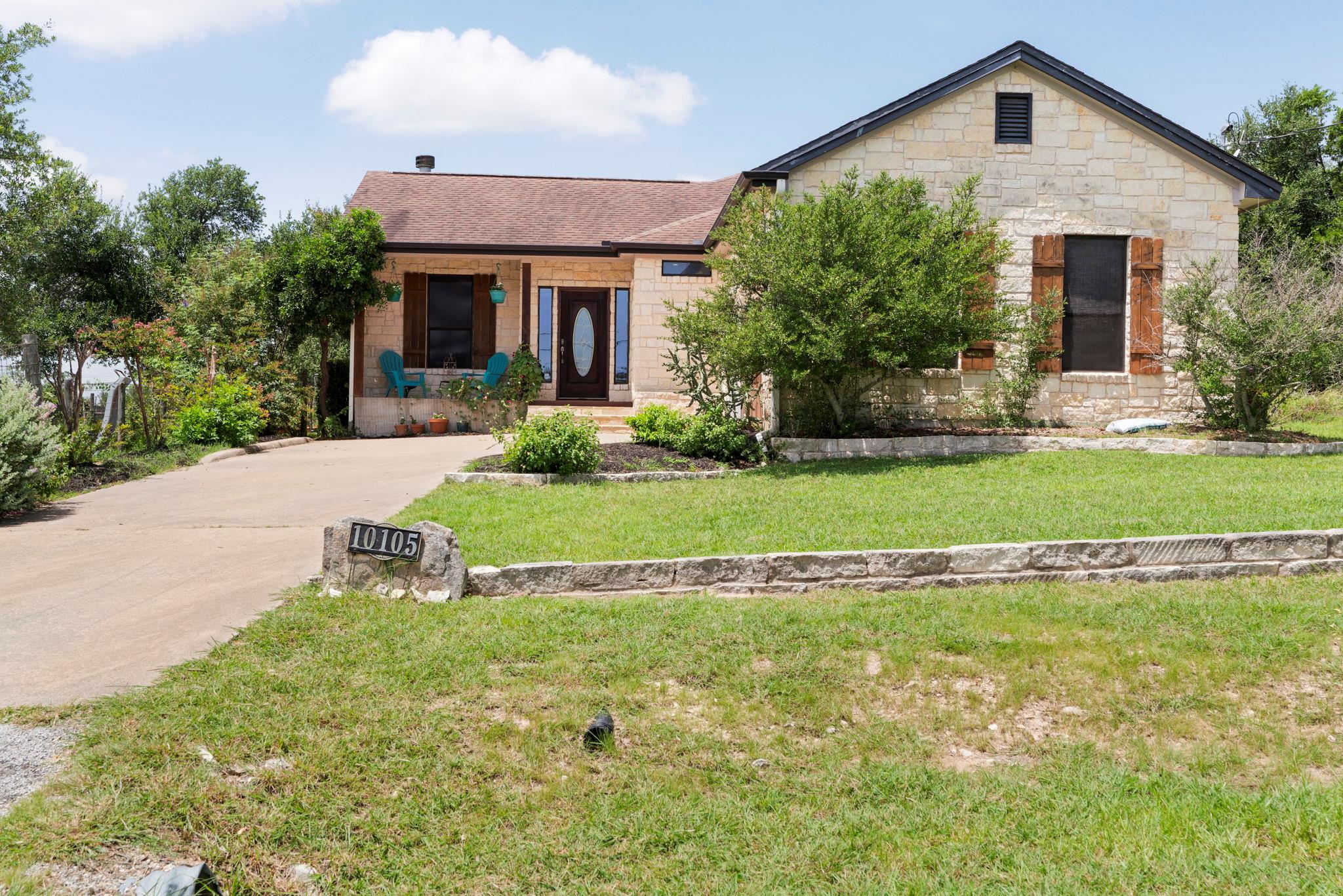 10105 Twin Lake Loop, Dripping Springs, TX 78620