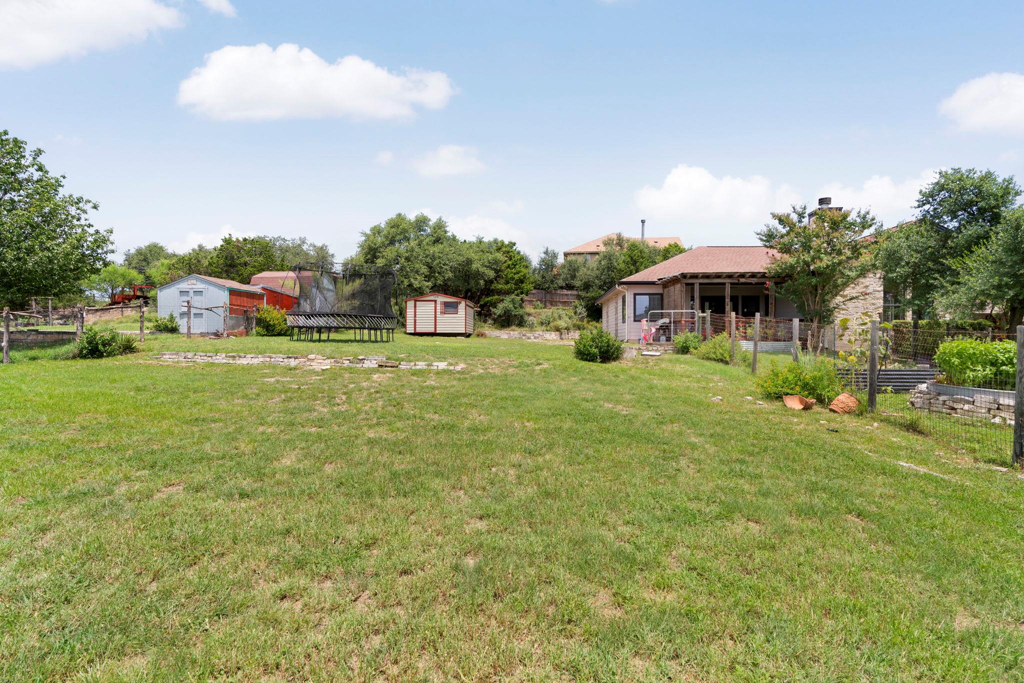 10105 Twin Lake Loop, Dripping Springs, TX 78620