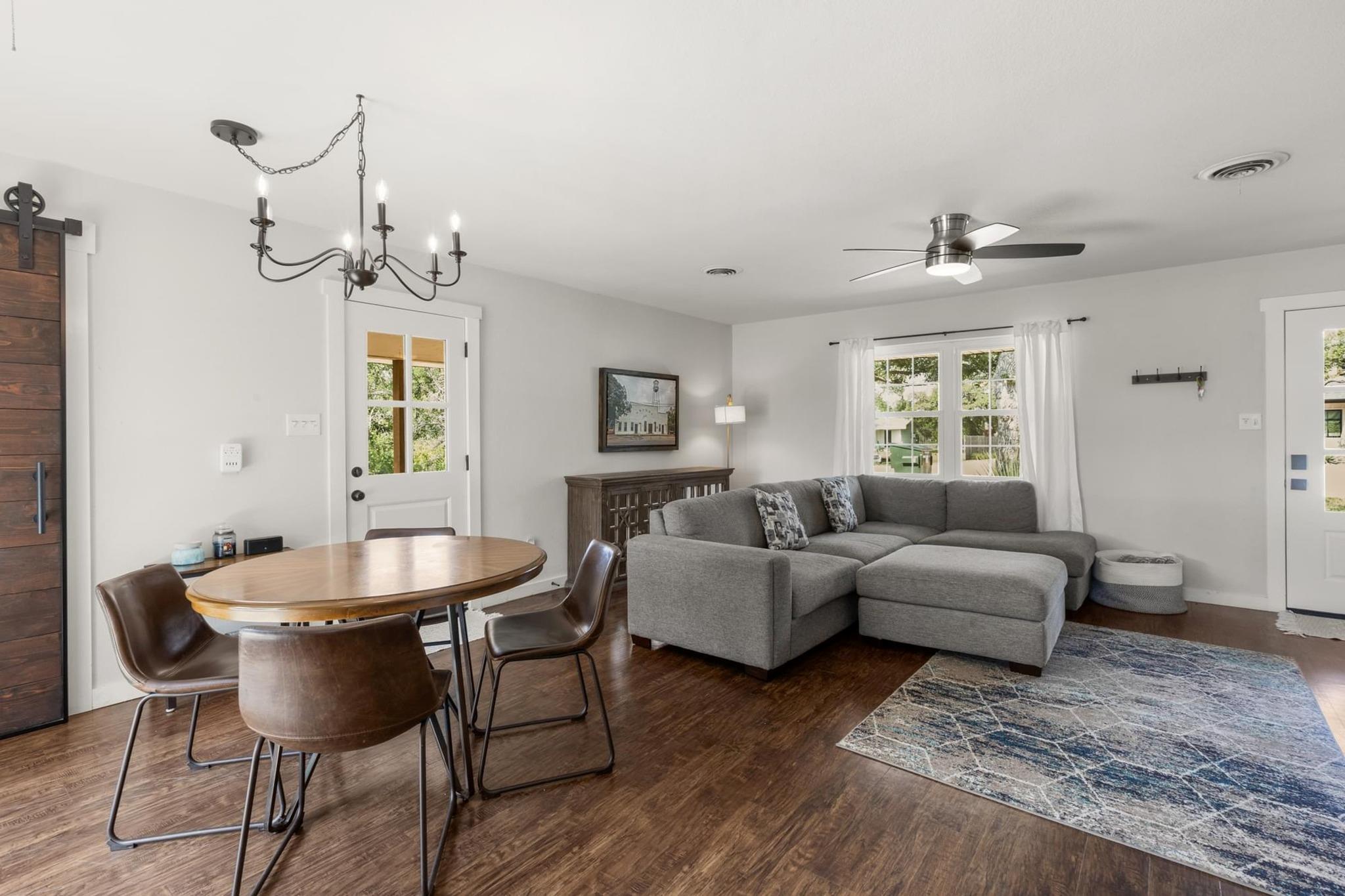 219 S Bluff St, Dripping Springs, TX 78620