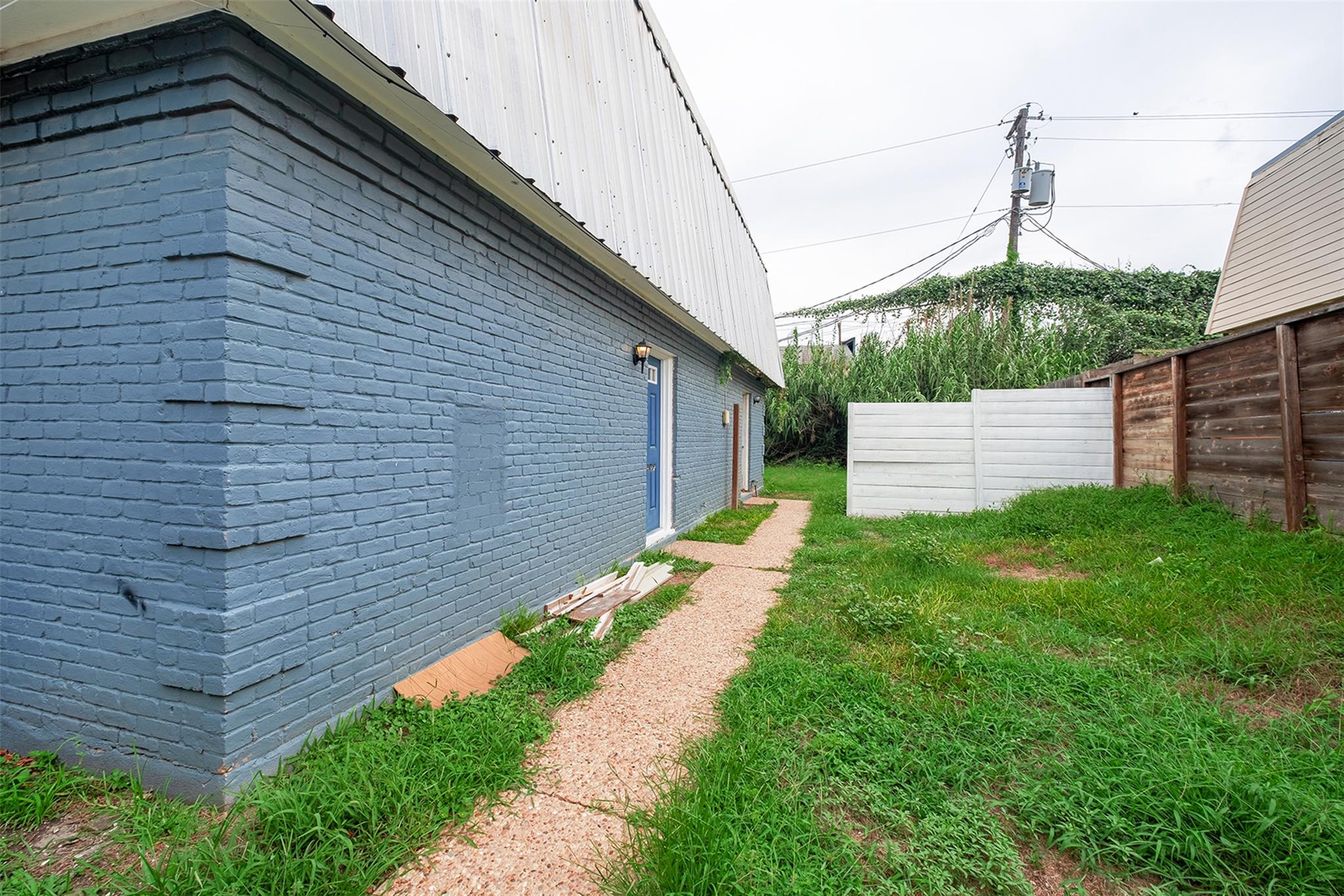 2217 Mission Hill Dr # A, Austin, TX 78741