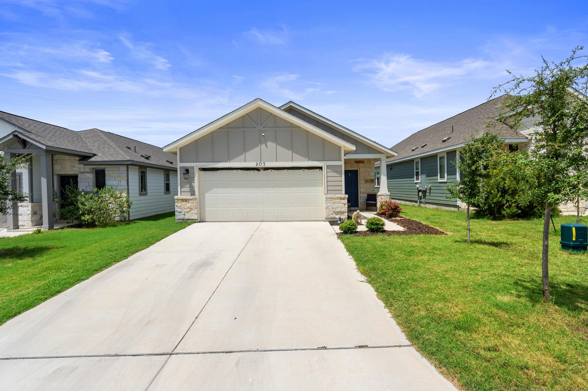 205 Unforgiven Ln, Jarrell, TX 76537