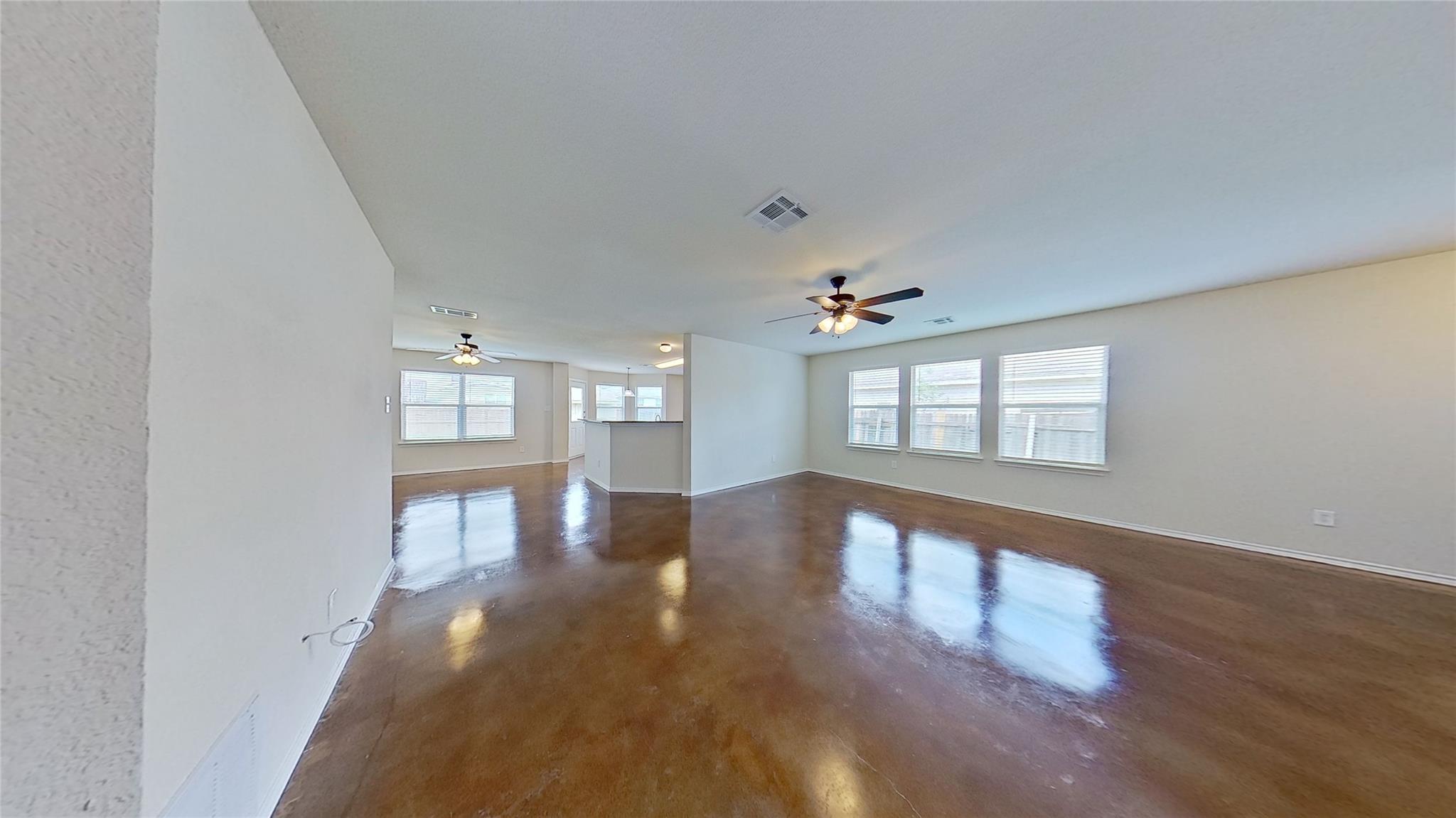 126 Sylvan St, Hutto, TX 78634