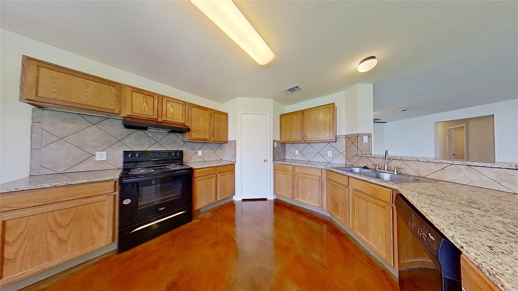 126 Sylvan St, Hutto, TX 78634