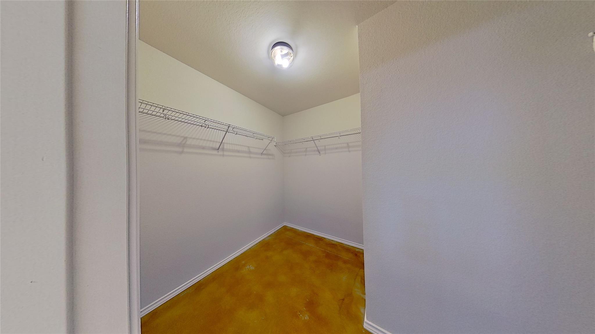 126 Sylvan St, Hutto, TX 78634