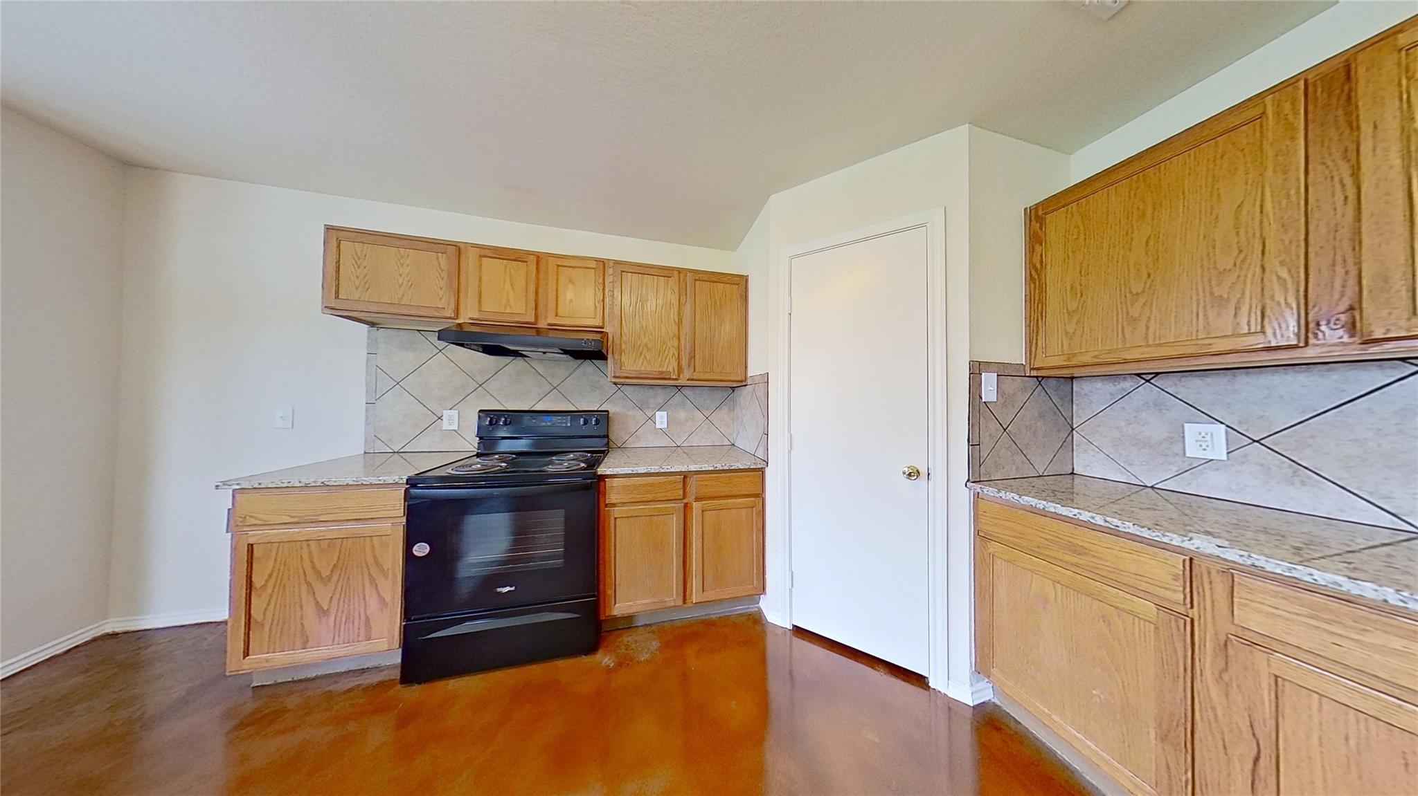 126 Sylvan St, Hutto, TX 78634