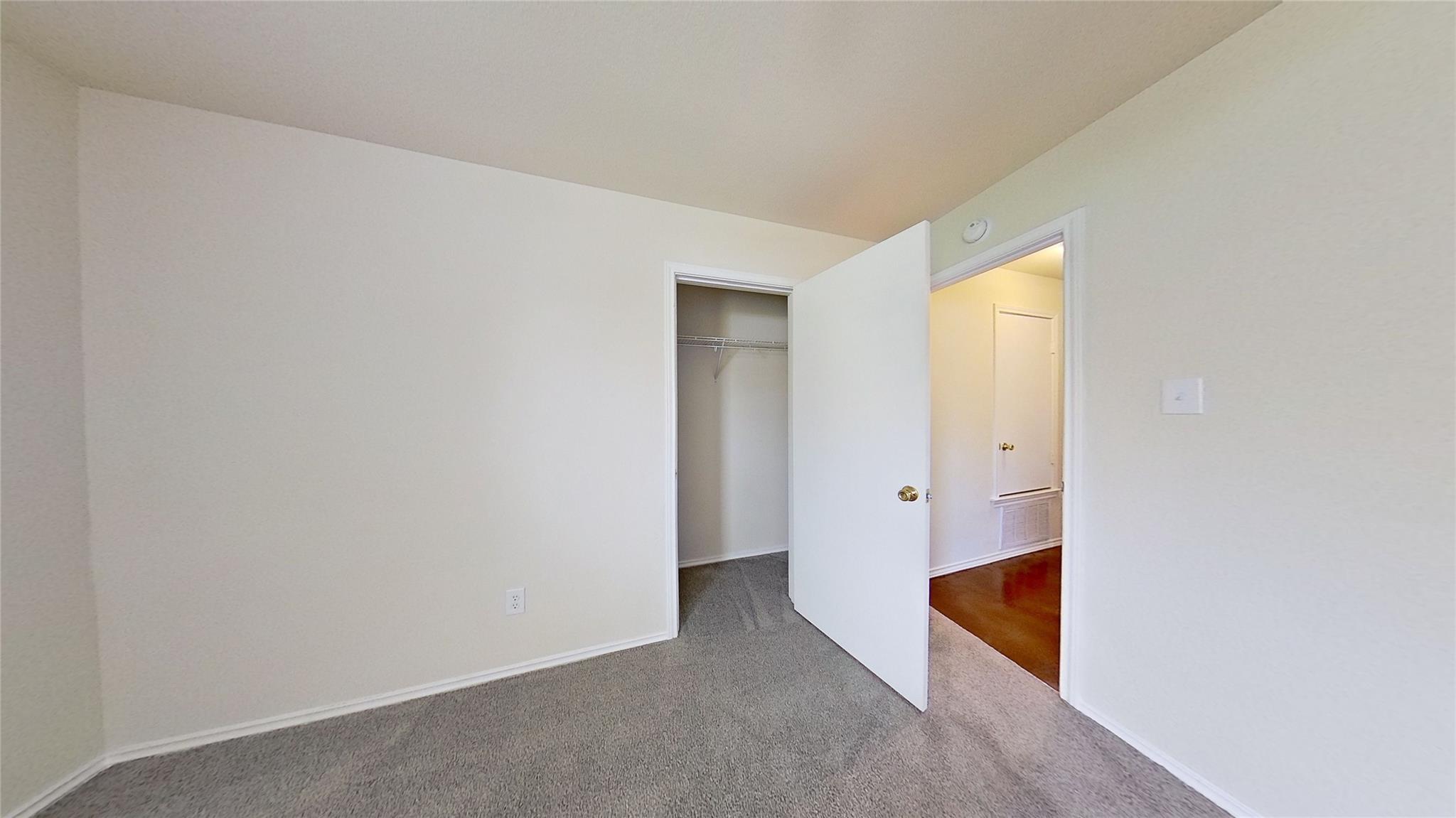 126 Sylvan St, Hutto, TX 78634