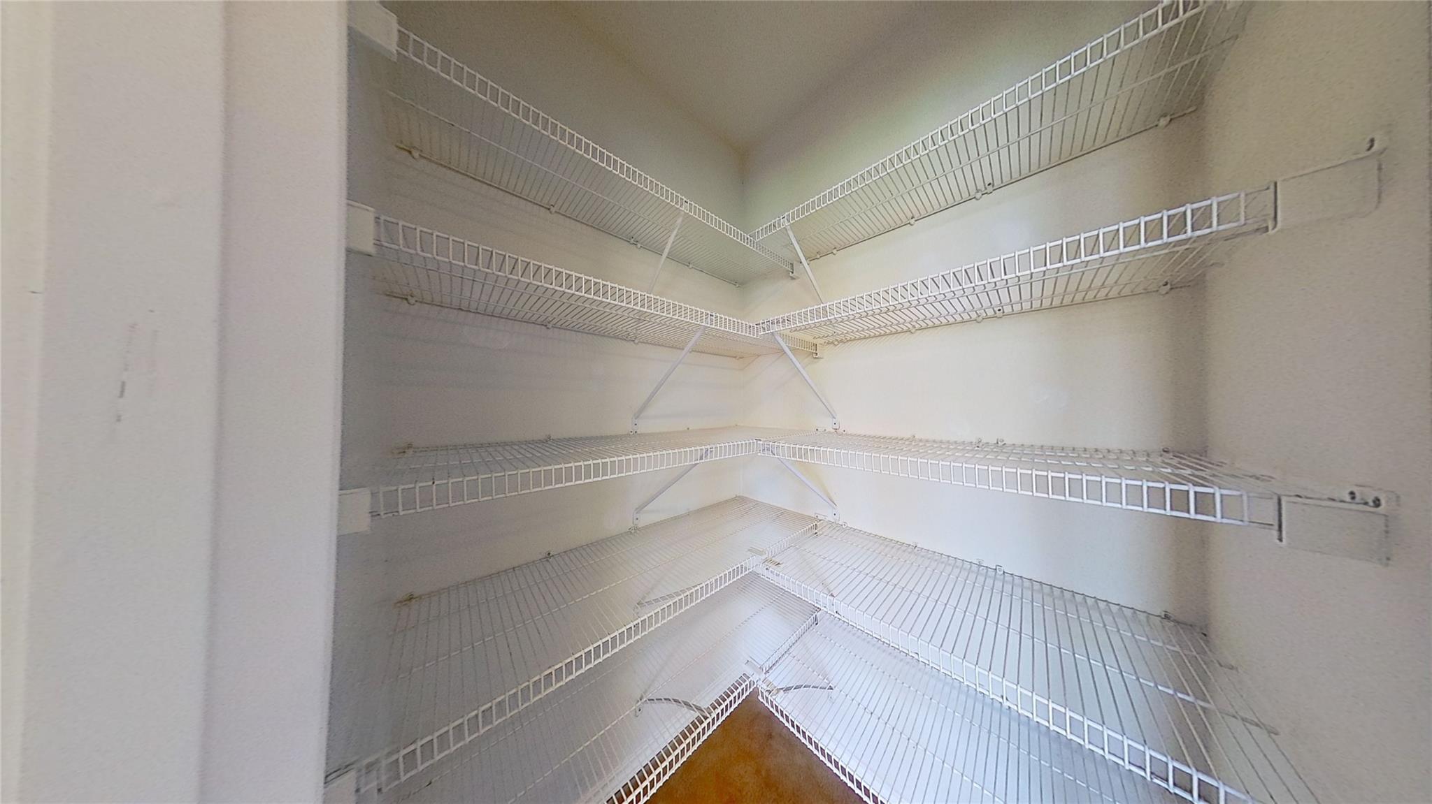 126 Sylvan St, Hutto, TX 78634