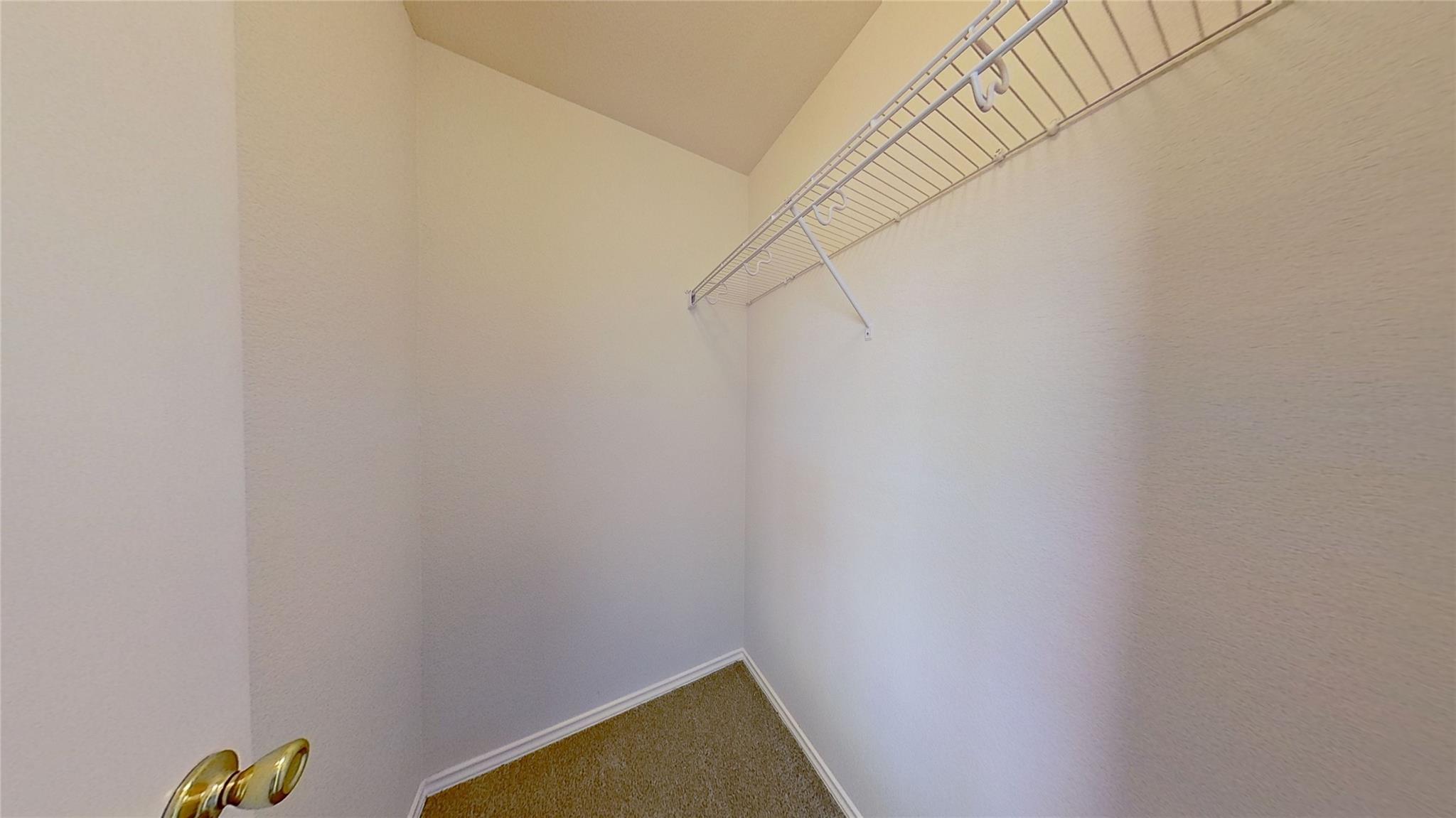 126 Sylvan St, Hutto, TX 78634