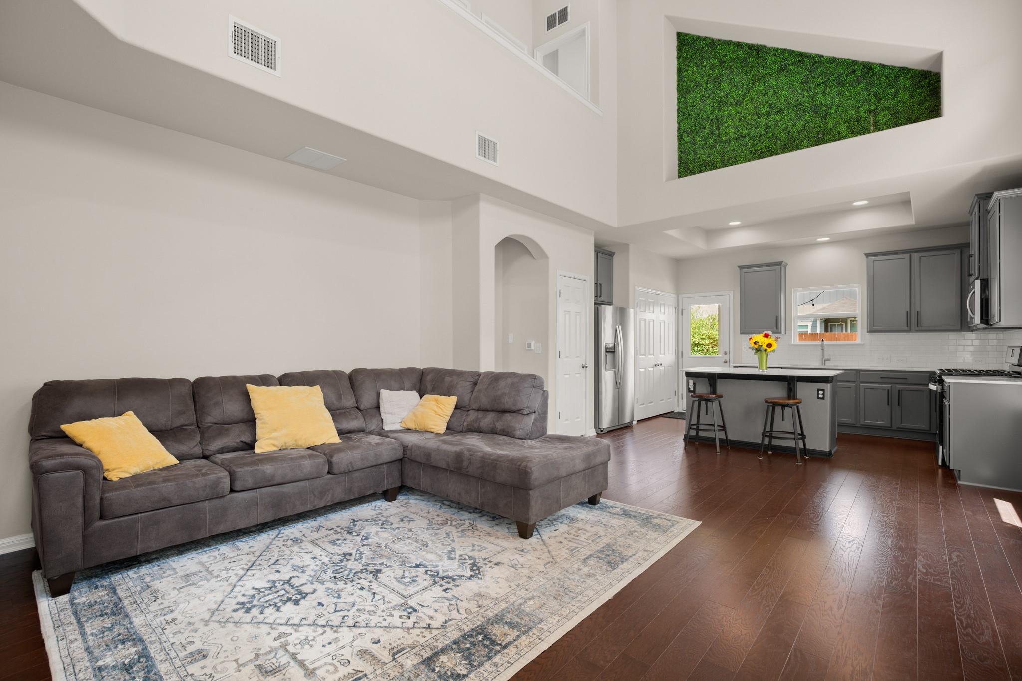 6406 Owl Creek Ln, Austin, TX 78747