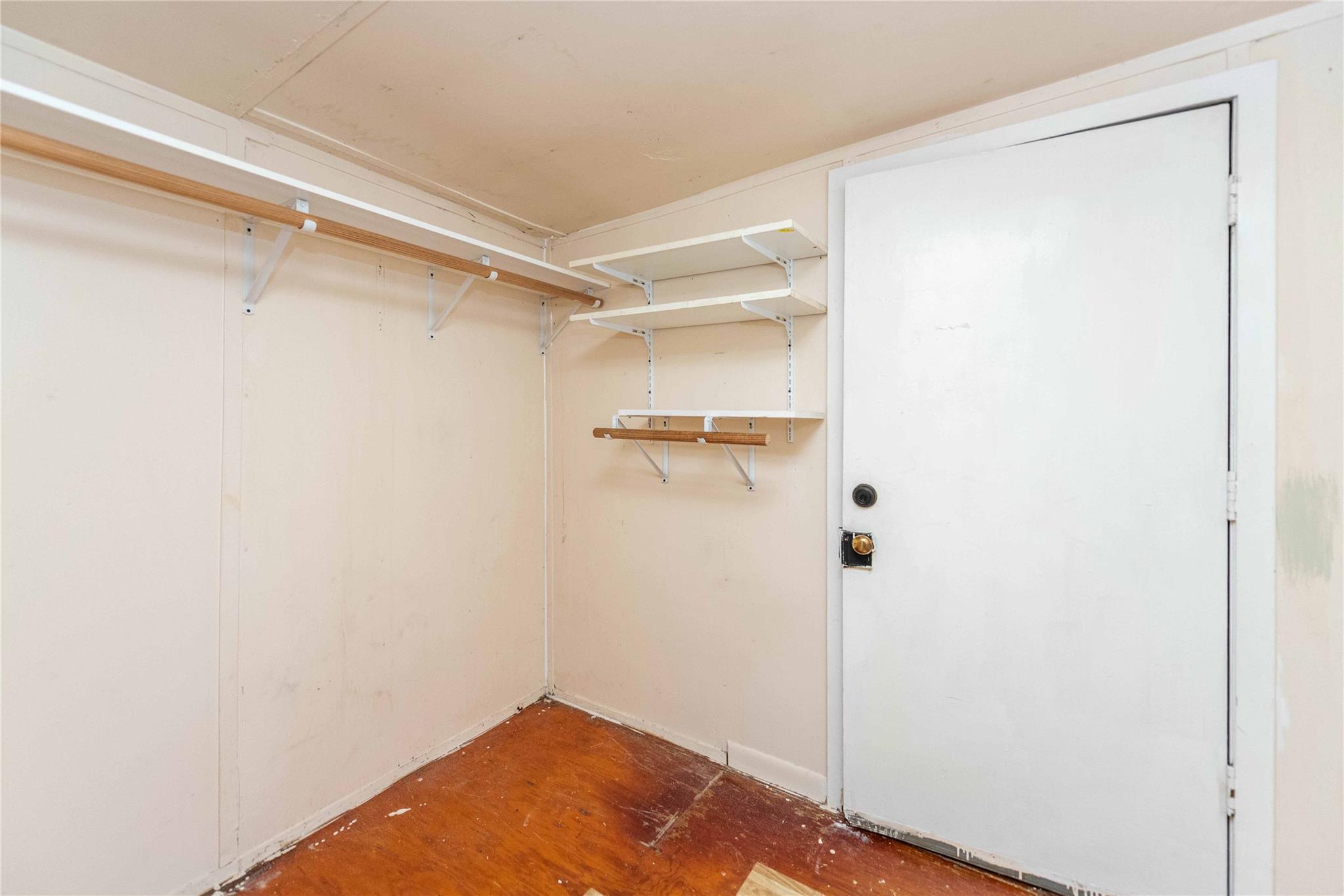 406 Lexington Rd # B, Elgin, TX 78621