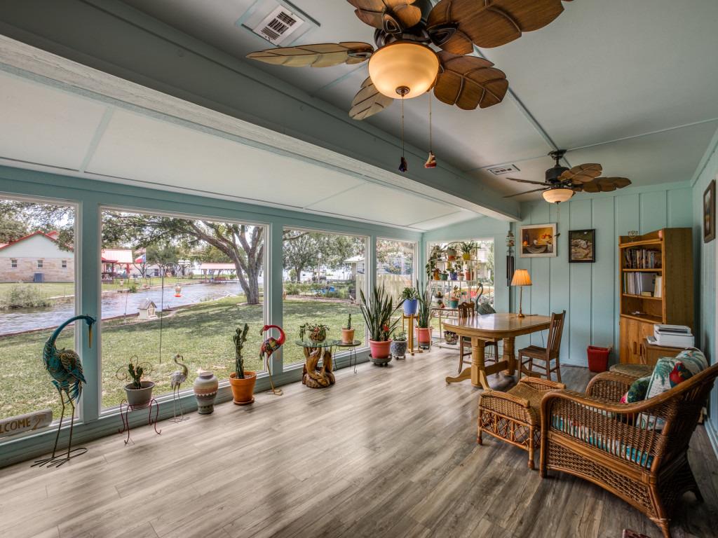 518 ELM Cir, Buchanan Dam, TX 78609