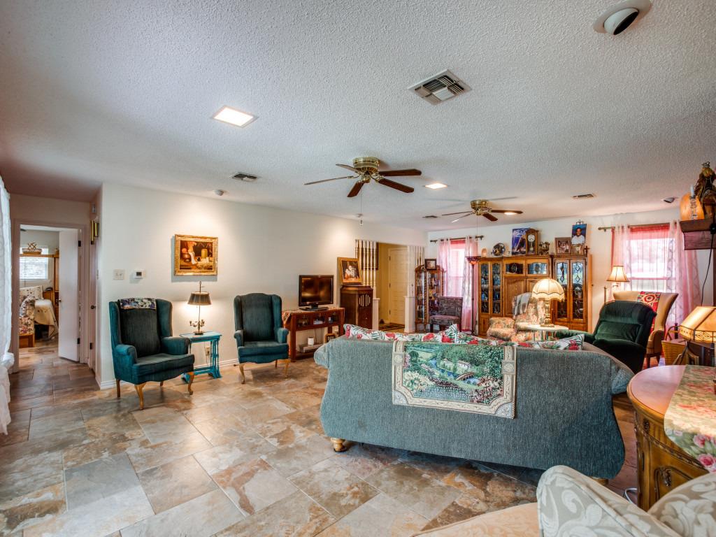 518 ELM Cir, Buchanan Dam, TX 78609