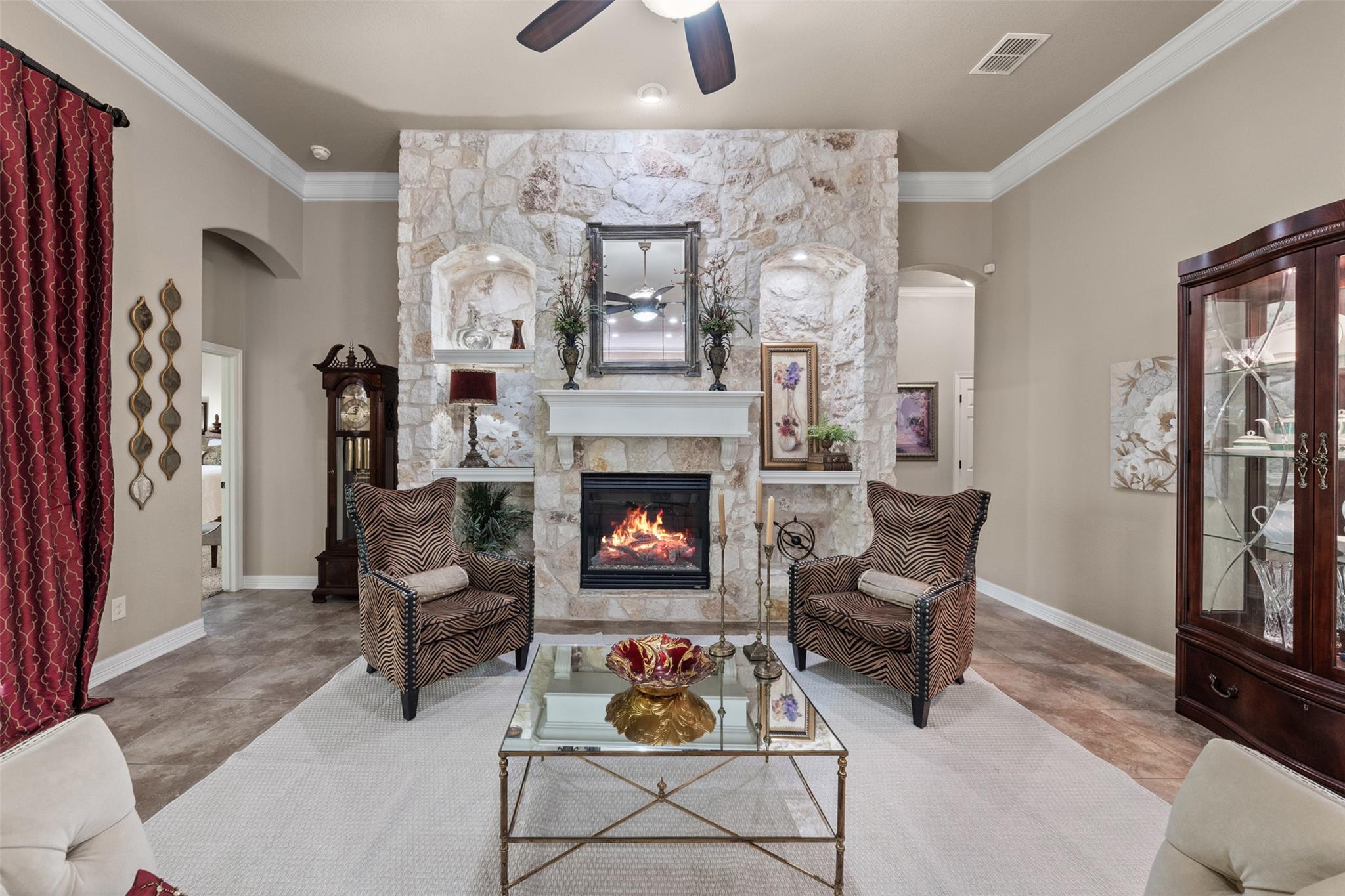 2016 The Creeks Dr, Salado, TX 76571