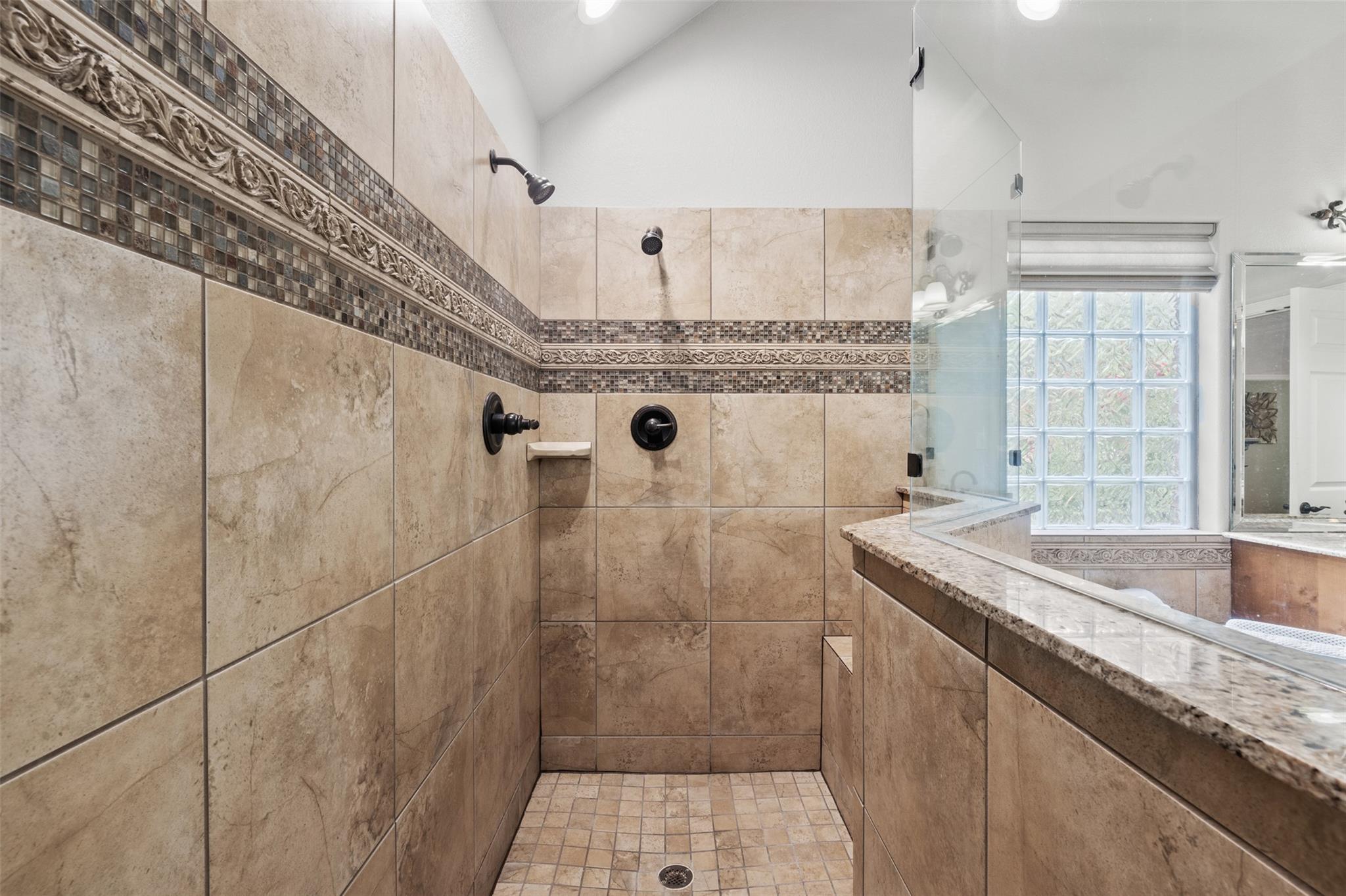 2016 The Creeks Dr, Salado, TX 76571