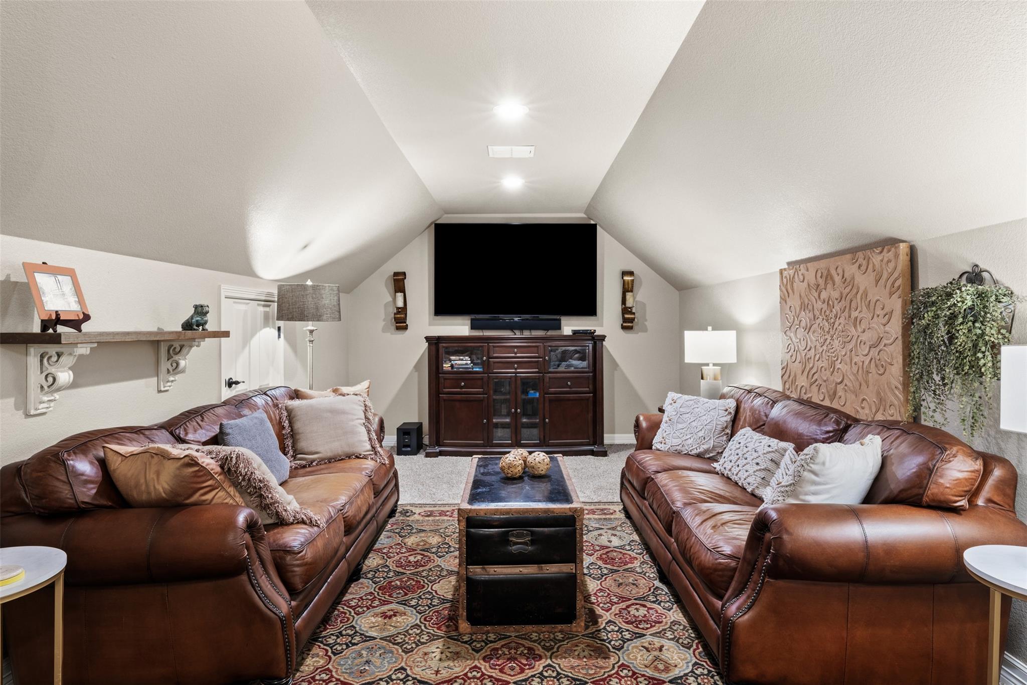 2016 The Creeks Dr, Salado, TX 76571
