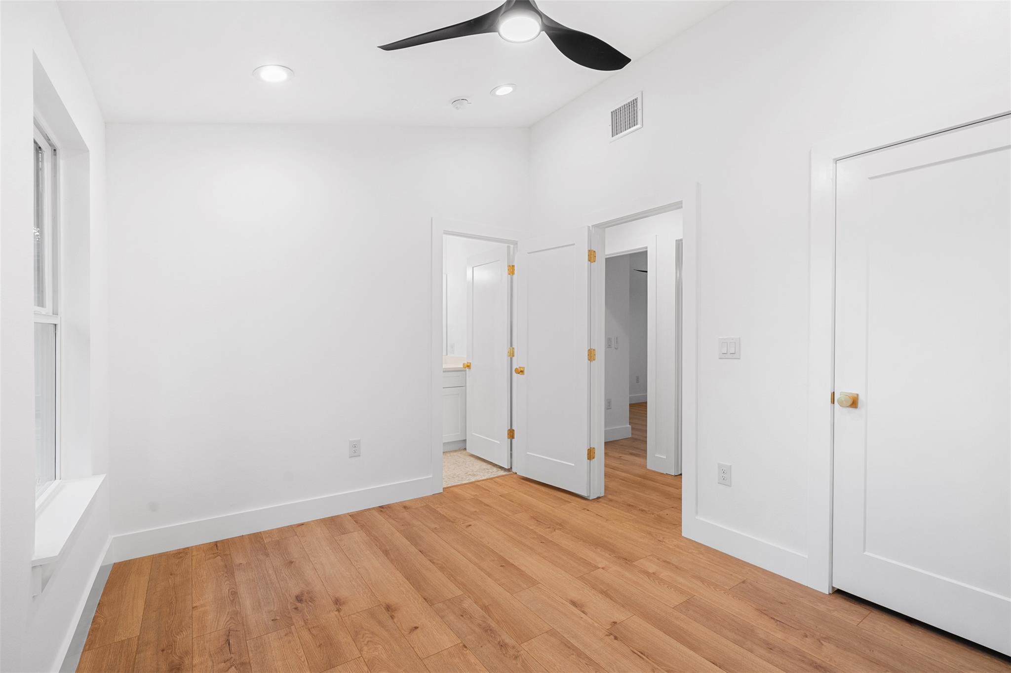 8106 Briarwood Ln, Austin, TX 78757