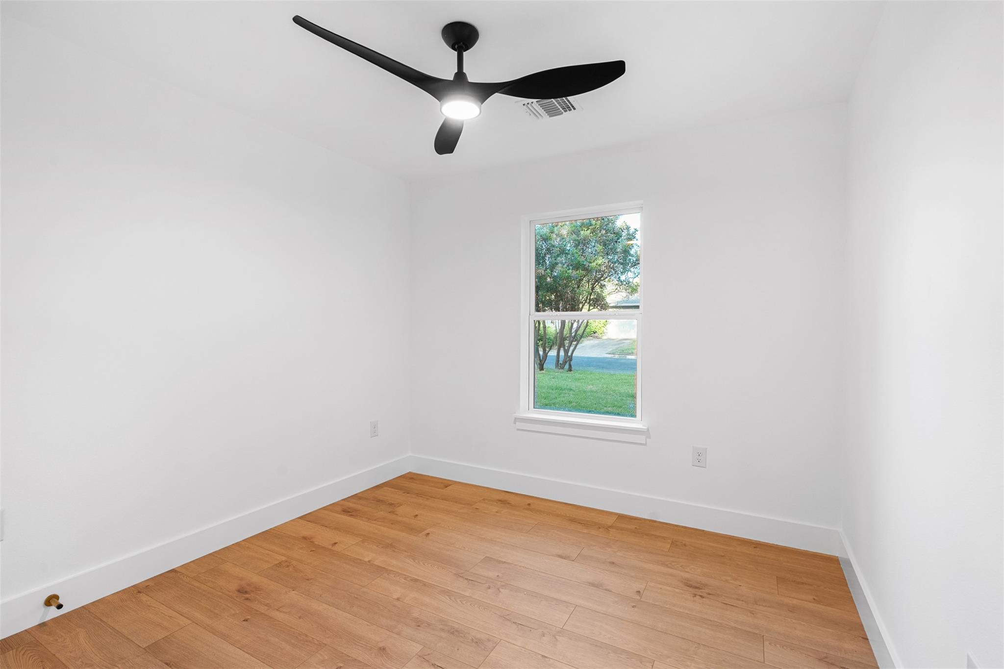 8106 Briarwood Ln, Austin, TX 78757