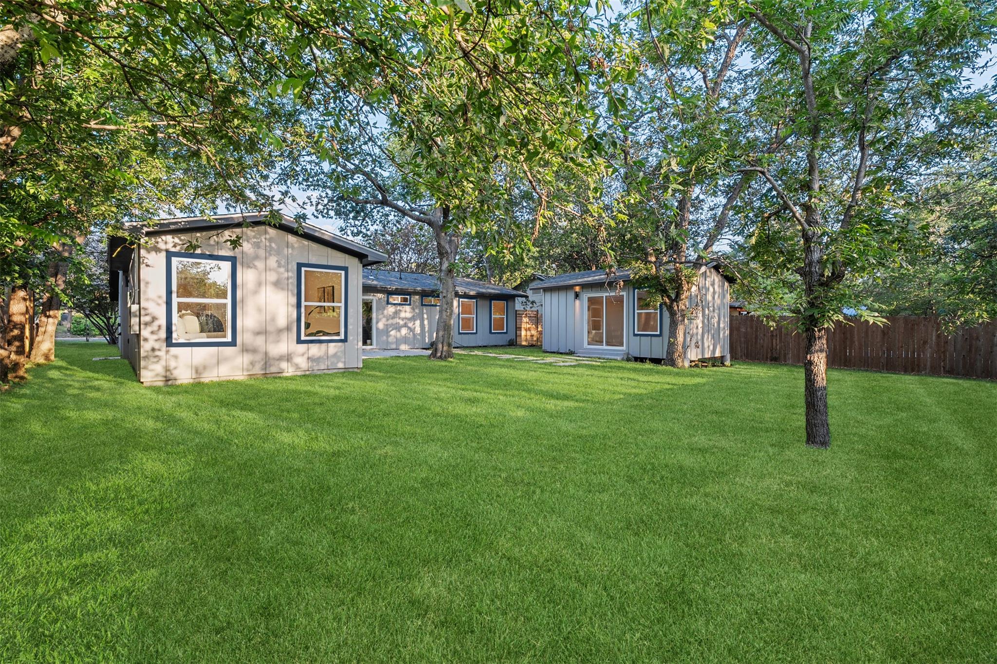 8106 Briarwood Ln, Austin, TX 78757