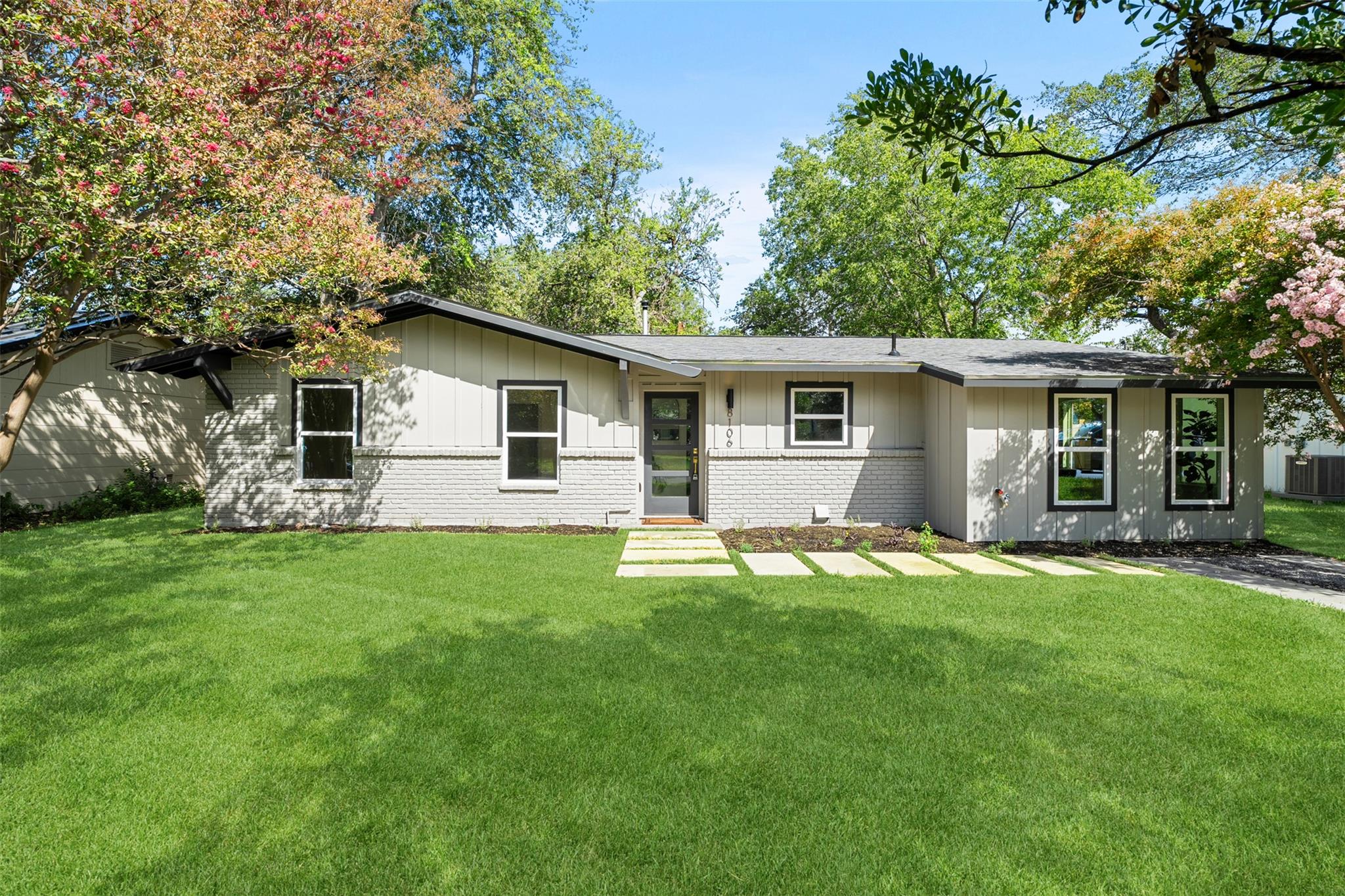 8106 Briarwood Ln, Austin, TX 78757