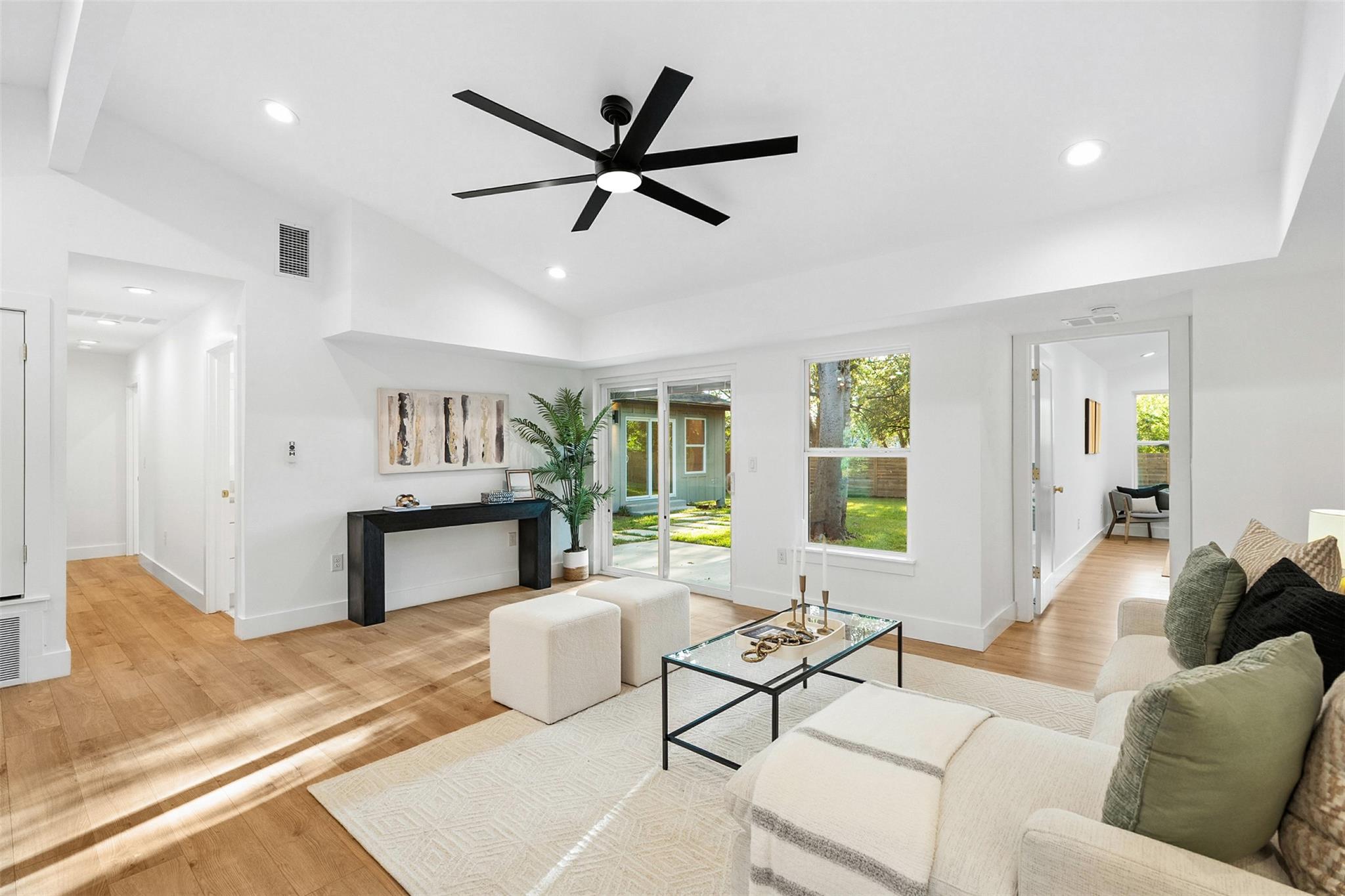 8106 Briarwood Ln, Austin, TX 78757