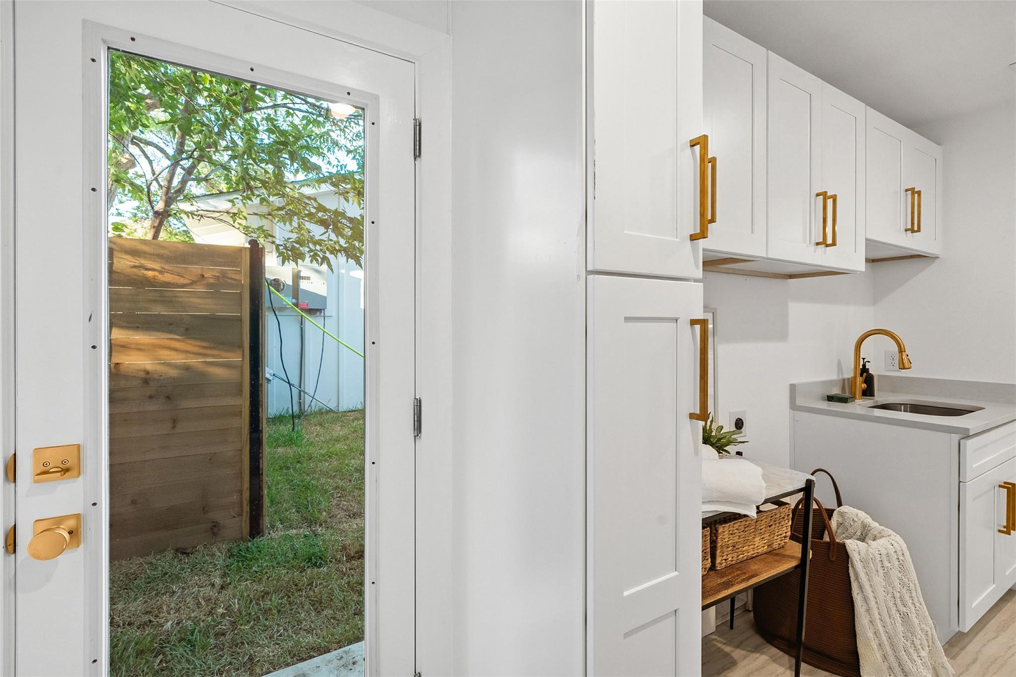 8106 Briarwood Ln, Austin, TX 78757