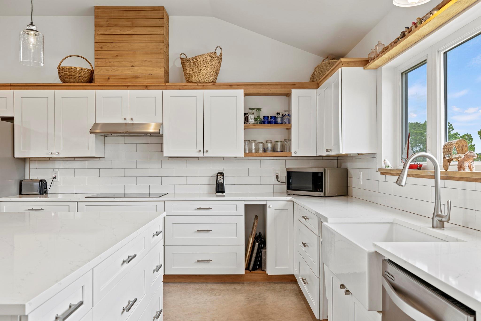 456 Colt Valley Rd, Fredericksburg, TX 78624