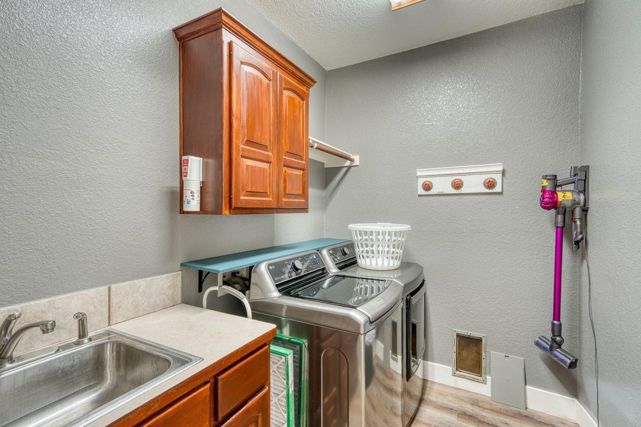 290 Turkey Run, Meadowlakes, TX 78654