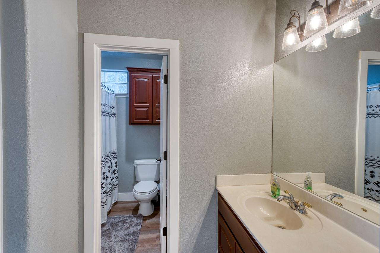 290 Turkey Run, Meadowlakes, TX 78654